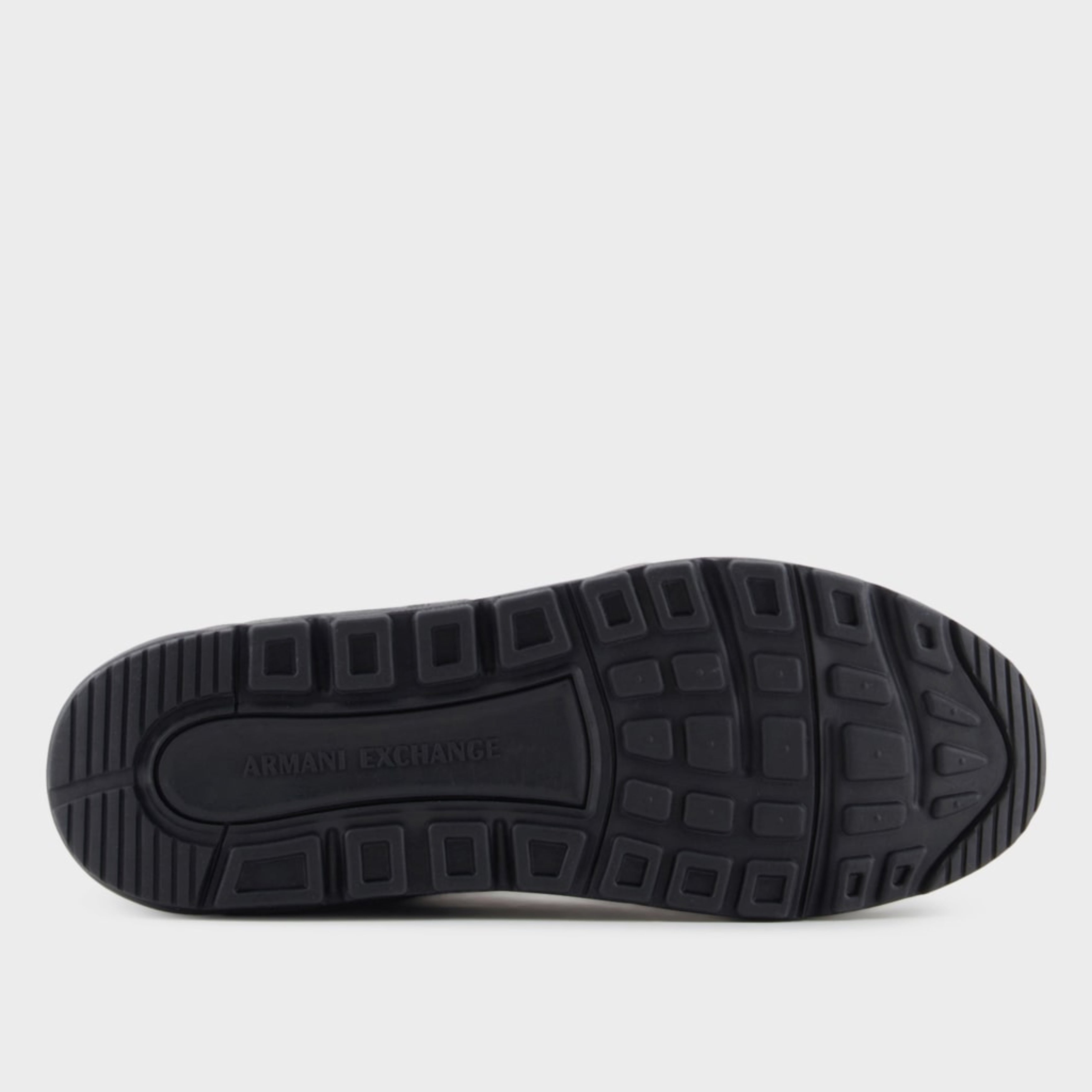 Мъжки маратонки Men sneakers Armani Exchange XU229 XV866 00002 Black Outsole View
