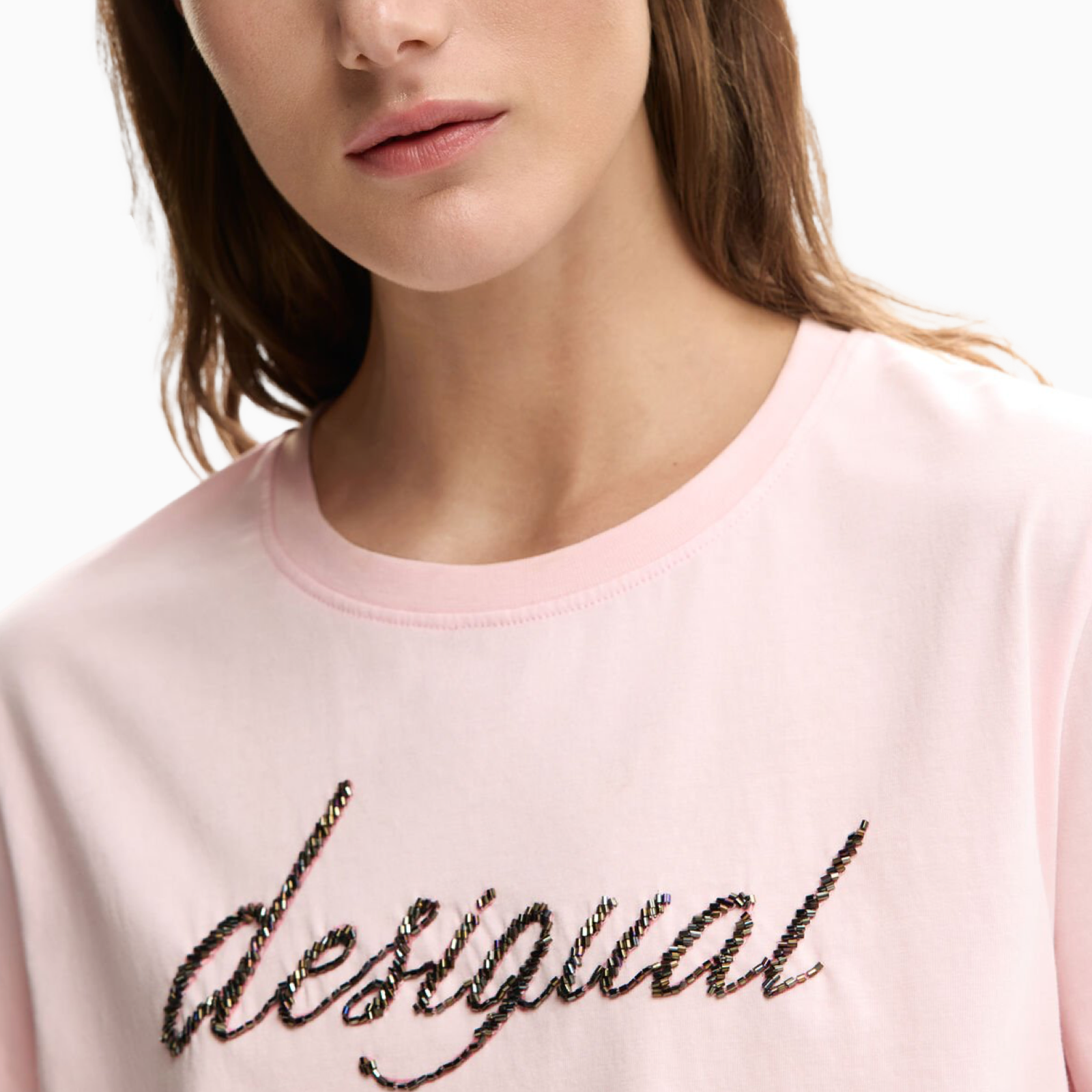 Дамска розова тениска Desigual Women T-shirt 26SWTK08 3025 Close-Up