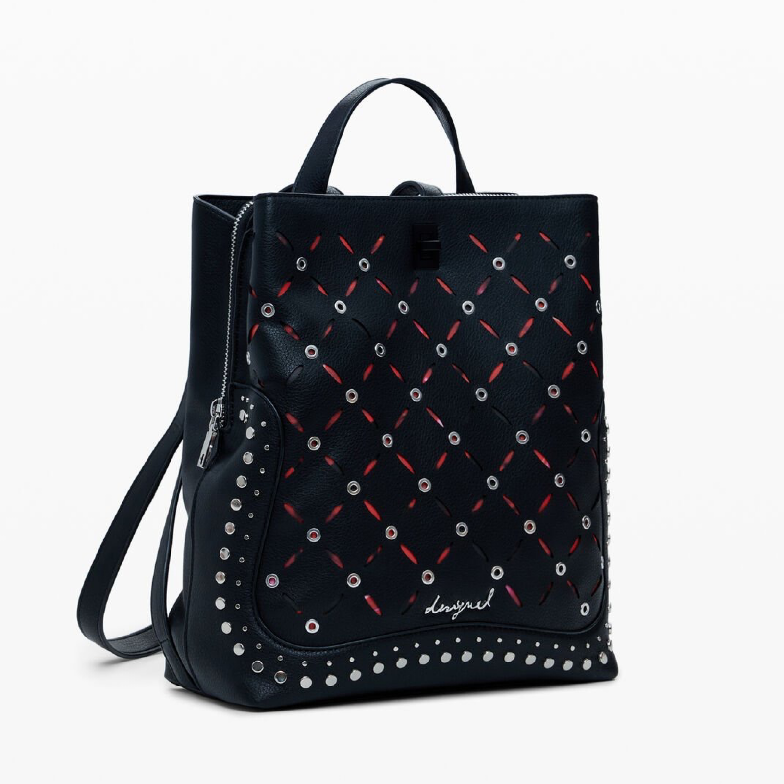 Дамска чанта раница Women’s rucksack Desigual 25WAKP15 2000 Black angled view