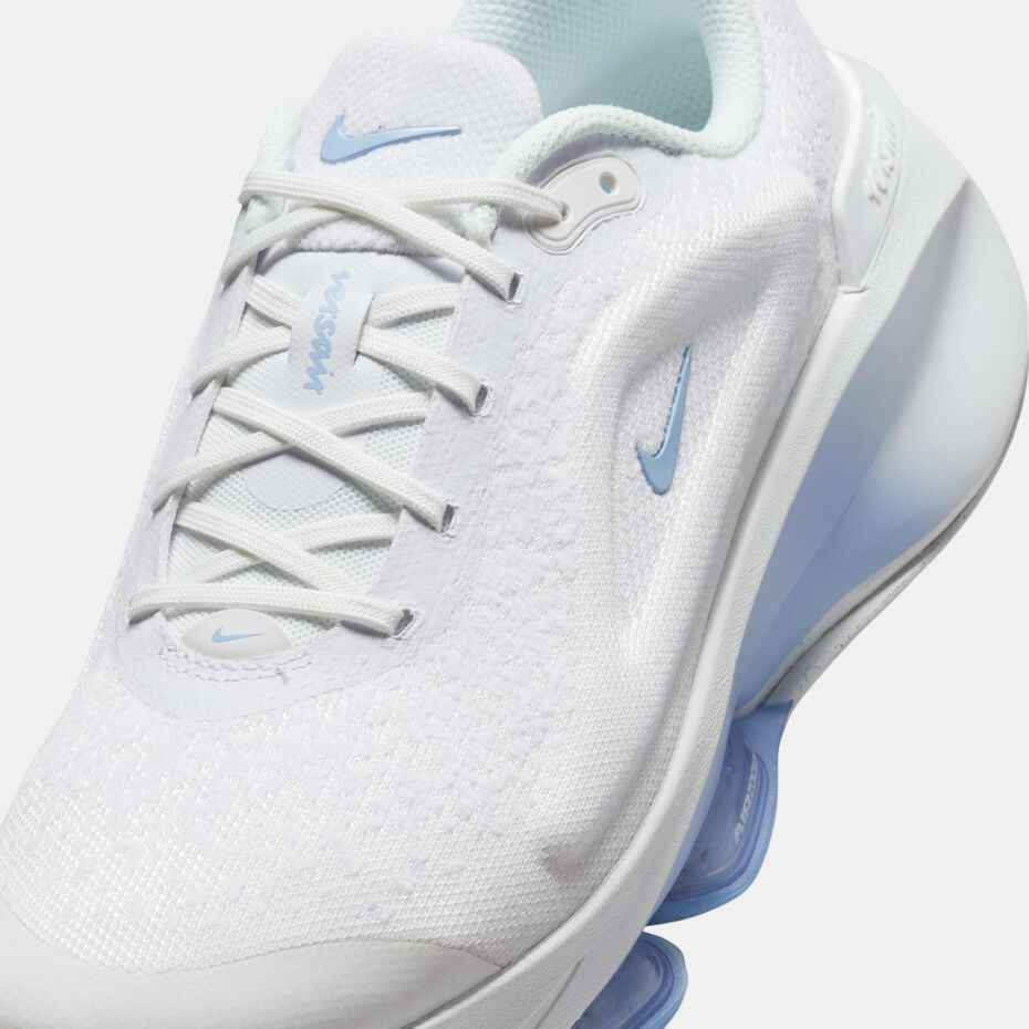 Дамски маратонки за фитнес Nike Versair Women Sneakers DZ3547-106 Close-Up