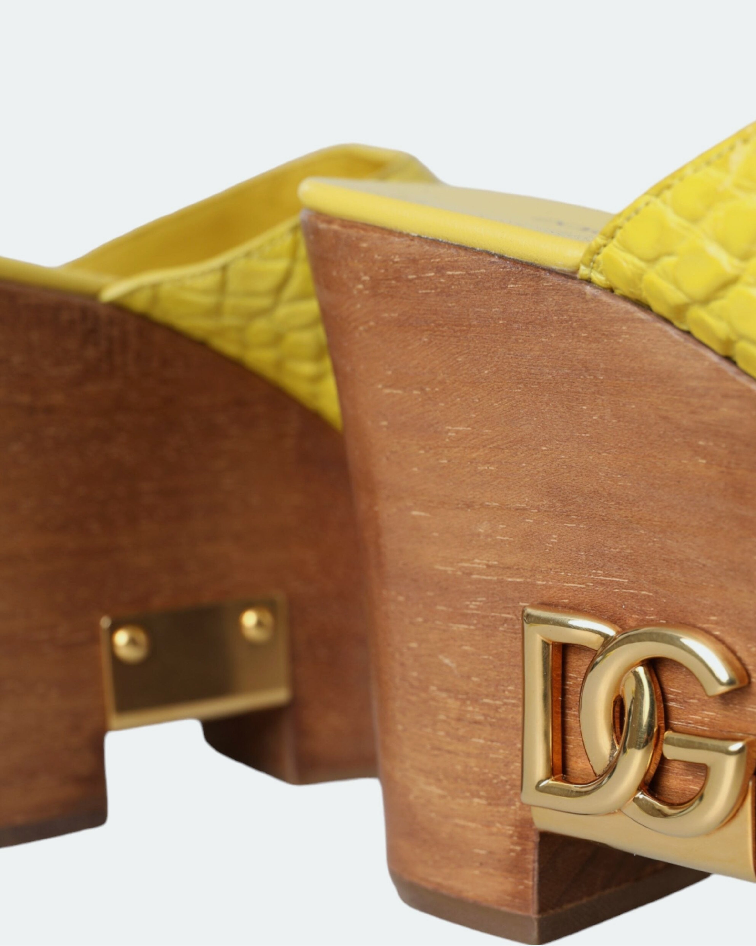 Дамско луксознодървено сабо с жълта естествена кожа DOLCE & GABBANA Women’s Wood Yellow Leather Mule Clogs