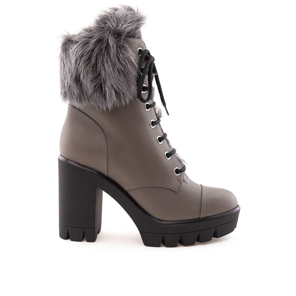 Дамски боти на ток Women’s combat boot with inner fur Giuseppe Zanotti MOYRA
1I970038003 Taupe lateral view