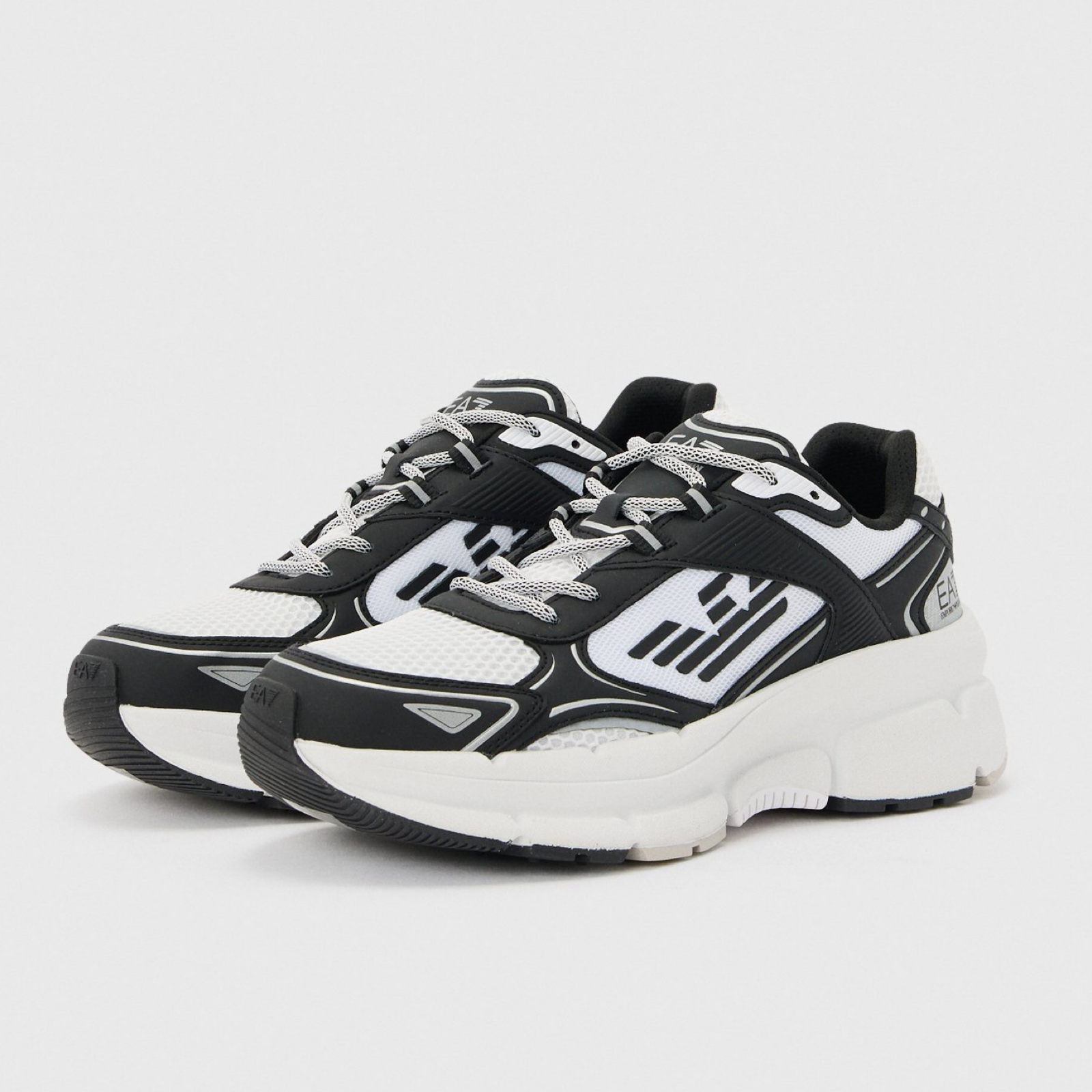 Мъжки маратонки EA7 Emporio Armani Men Sneakers 7X000663 AF23619 MC001 Lateral View