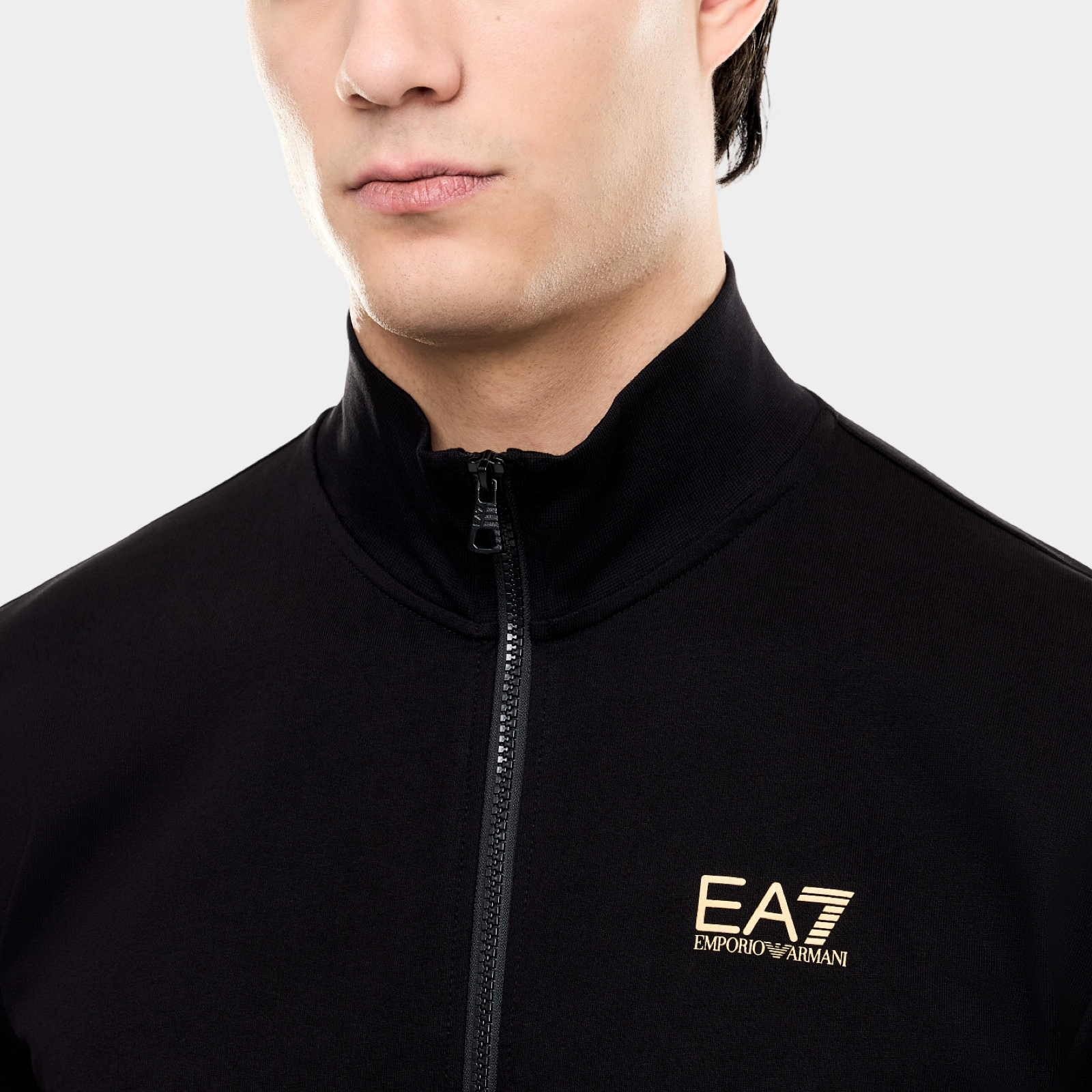 Мъжки екип EA7 Emporio Armani Men Tracksuit 8NPV60 PJVRZ 0208 Close-Up