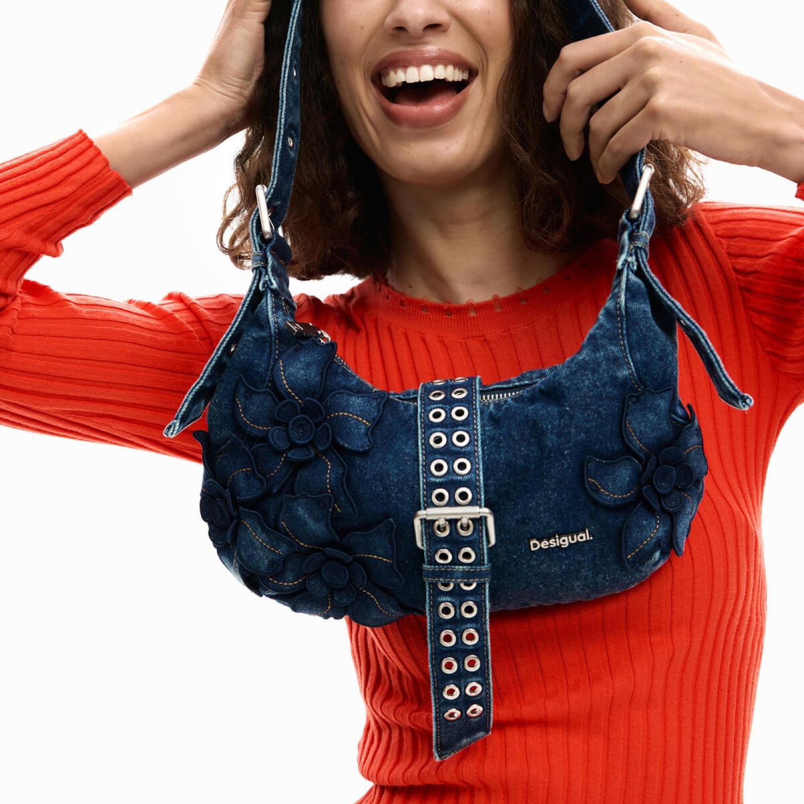 Дамска чанта Desigual Women Shoulder Bag 26SAXD15 5008U Model View