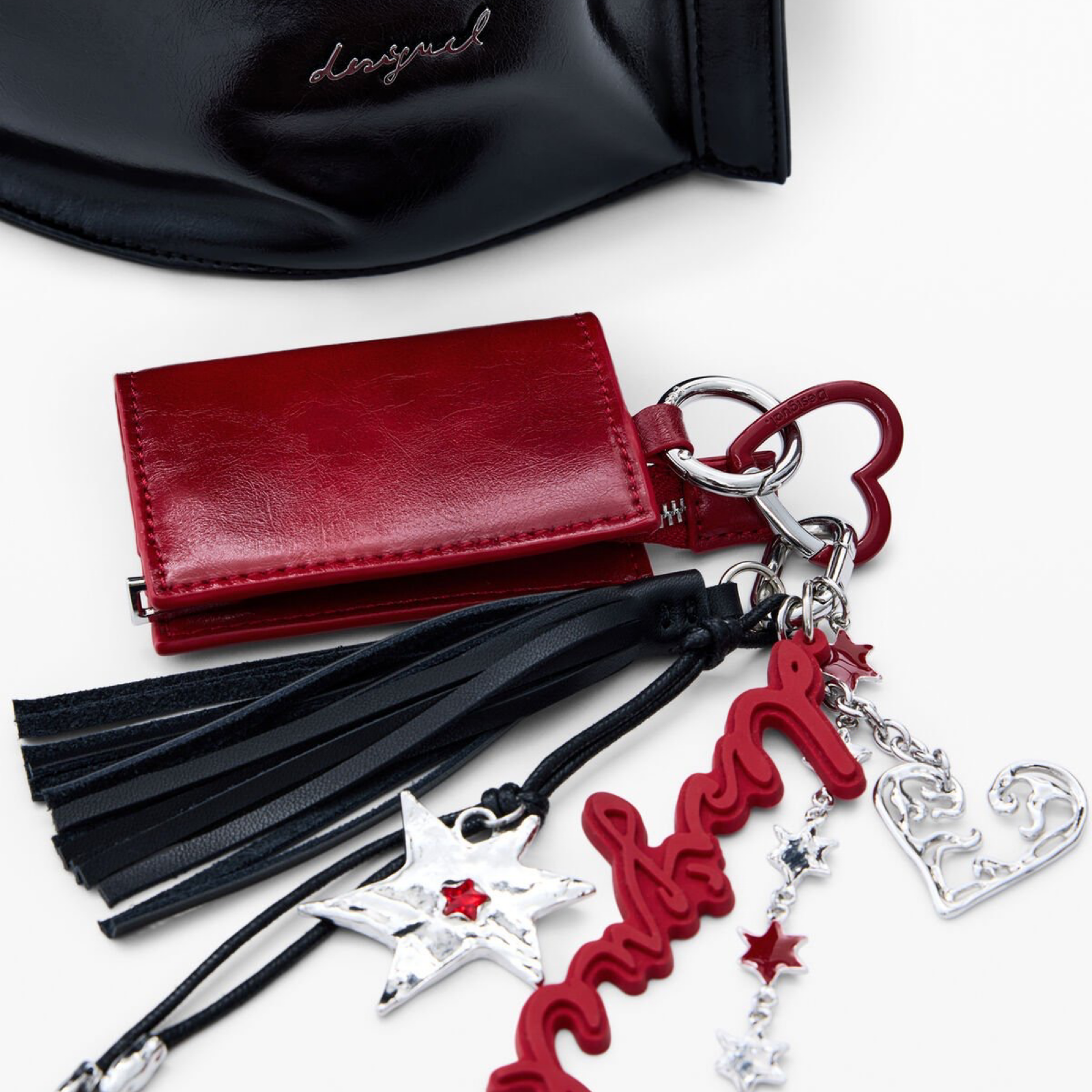 Дамска чанта Desigual Women Rucksack 26SAKP47 2000U Close-Up