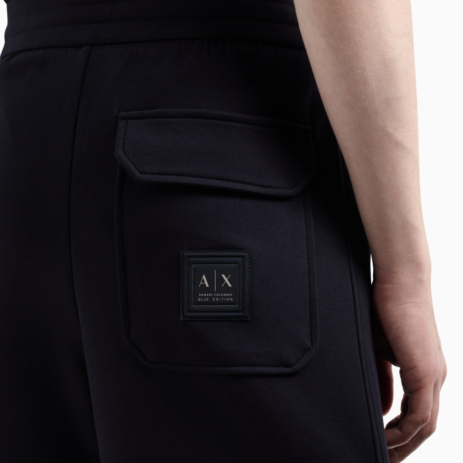 Мъжки тъмно сини къси панталони Armani Exchange XM000355 AF10818 UB101 Detail