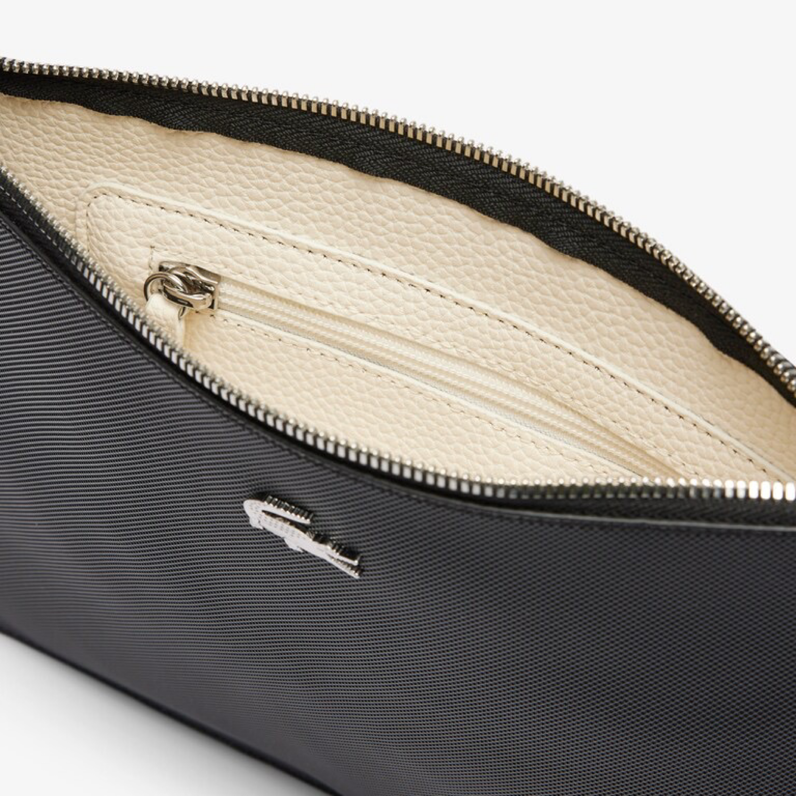 Клъч чанта Lacoste Cutch bag Lacoste
NF2791AA Black inside view