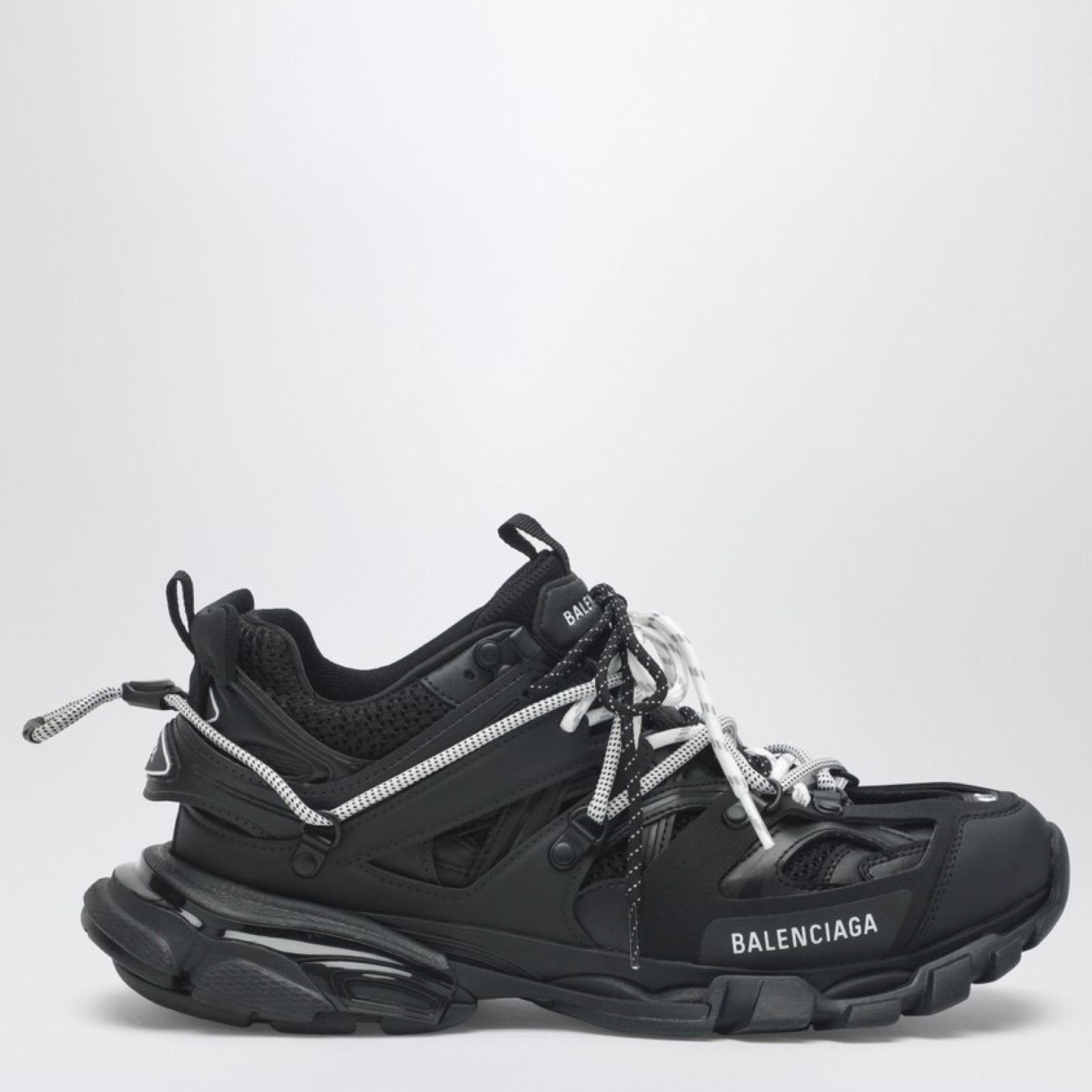 Мъжки кецове Men’s sneakers Balenciaga Track
800592WTRHK1090 black lateral view