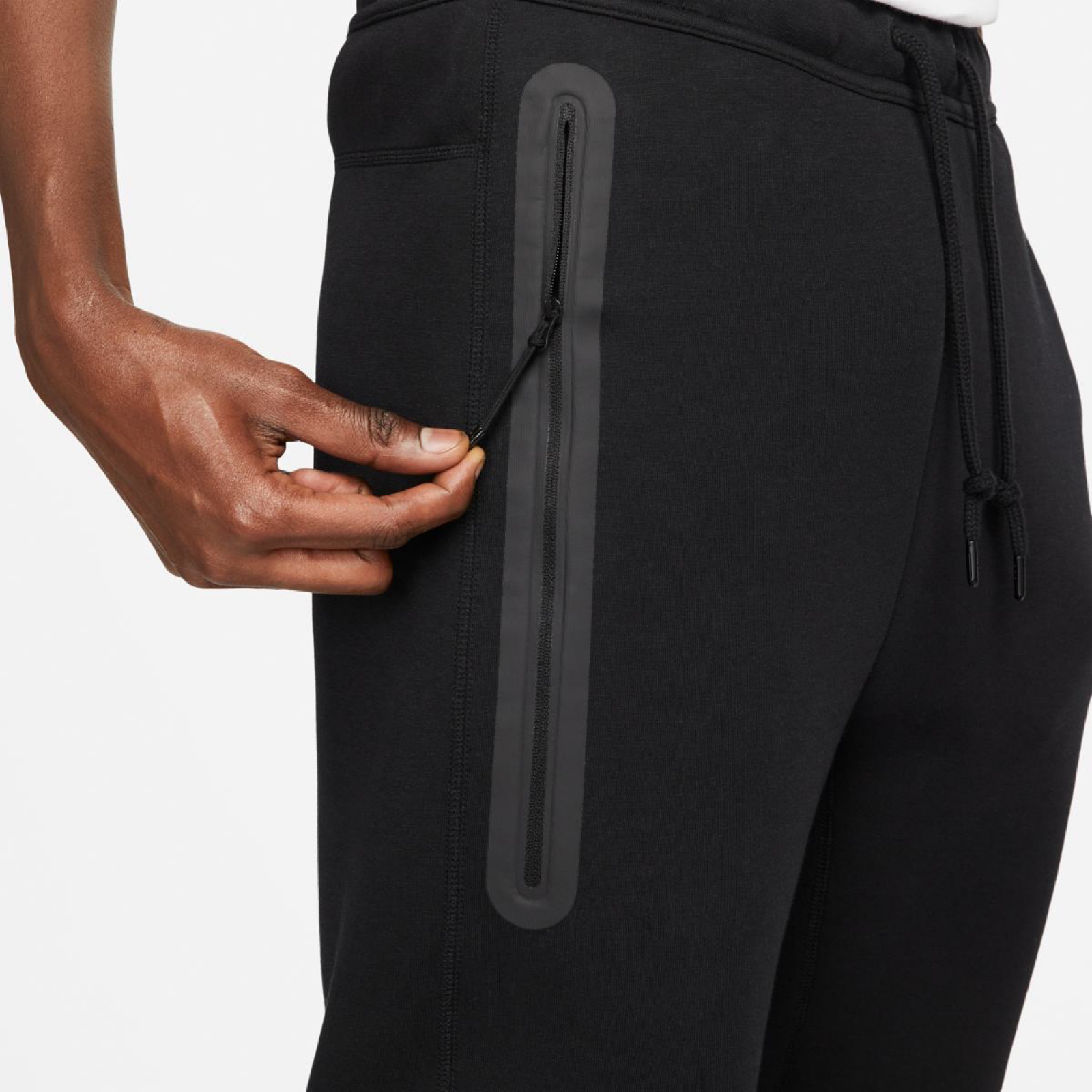 Мъжко долнище Nike Tech Fleece Men Joggers FB8002-010 Close-Up