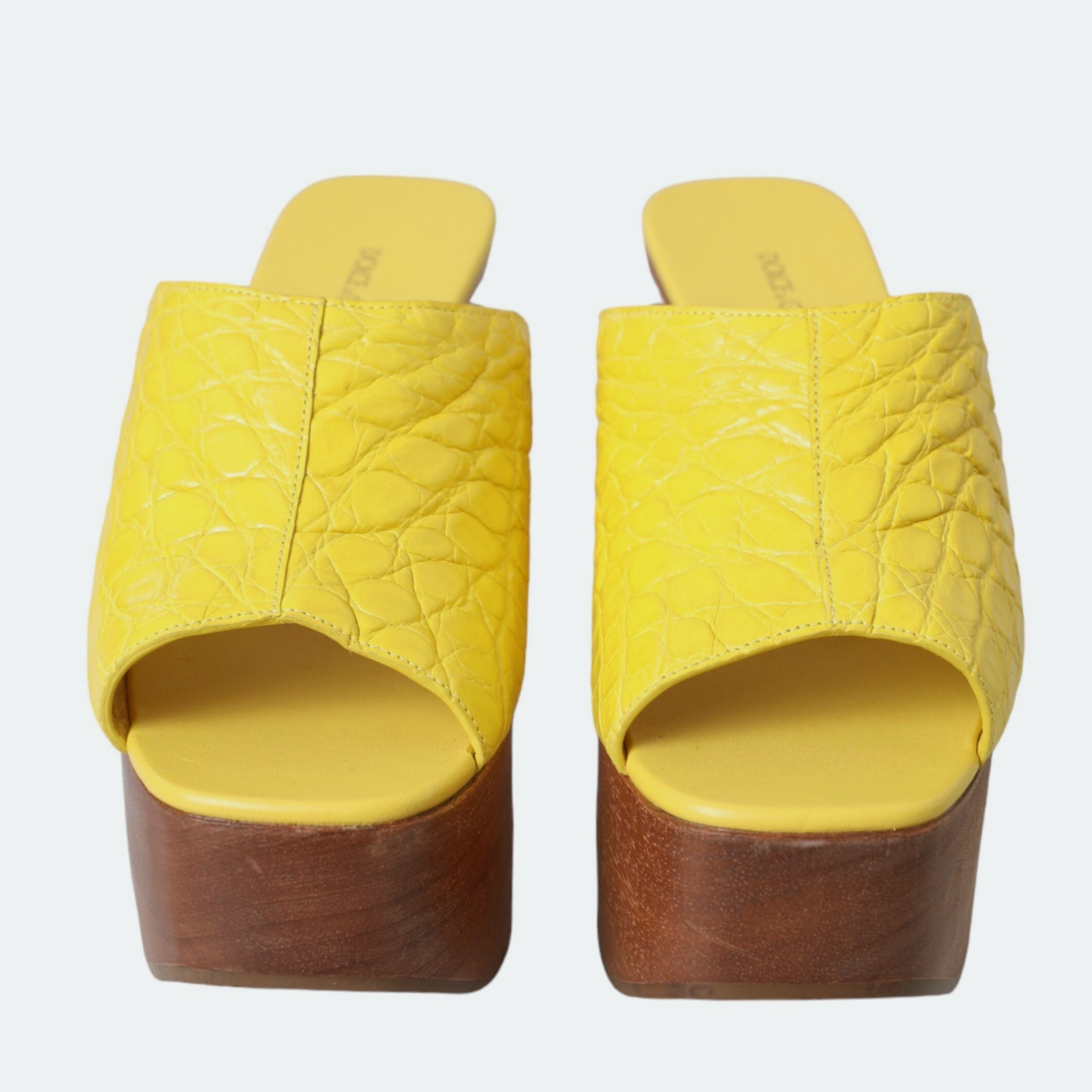Дамско луксознодървено сабо с жълта естествена кожа DOLCE & GABBANA Women’s Wood Yellow Leather Mule Clogs