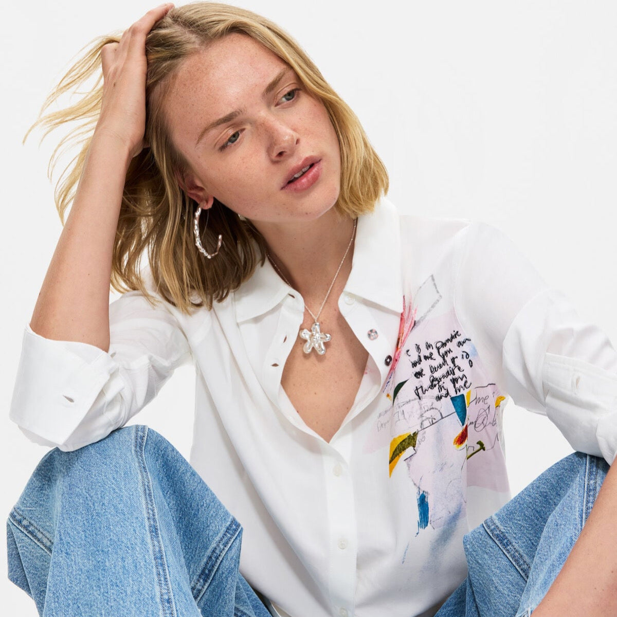 Дамска риза Desigual women’s shirt 26WWCW12 1000 Front view 