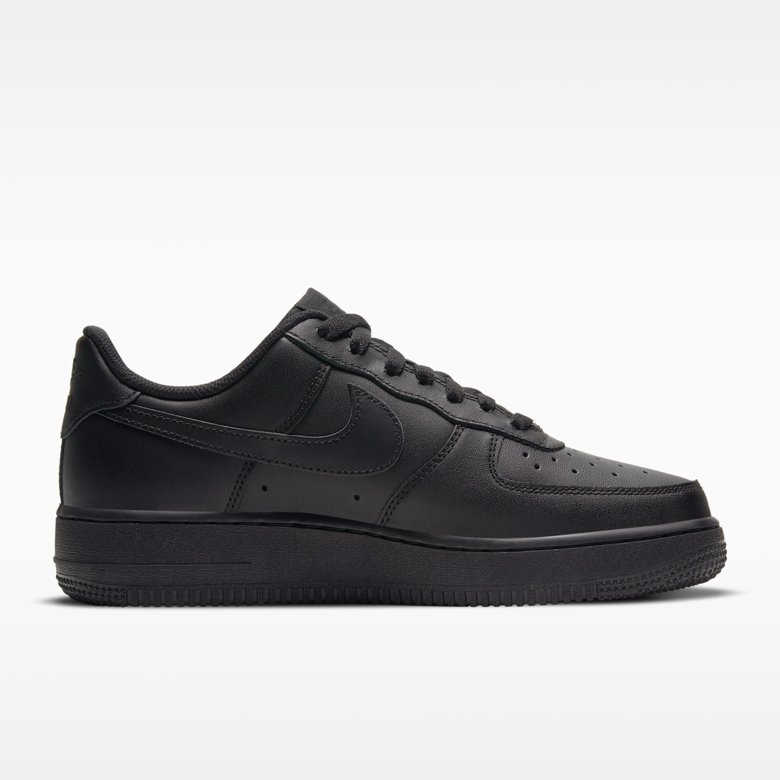 Дамски черни кецове Nike Air Force 1 '07 DD8959-001 Women Sneakers Medial View