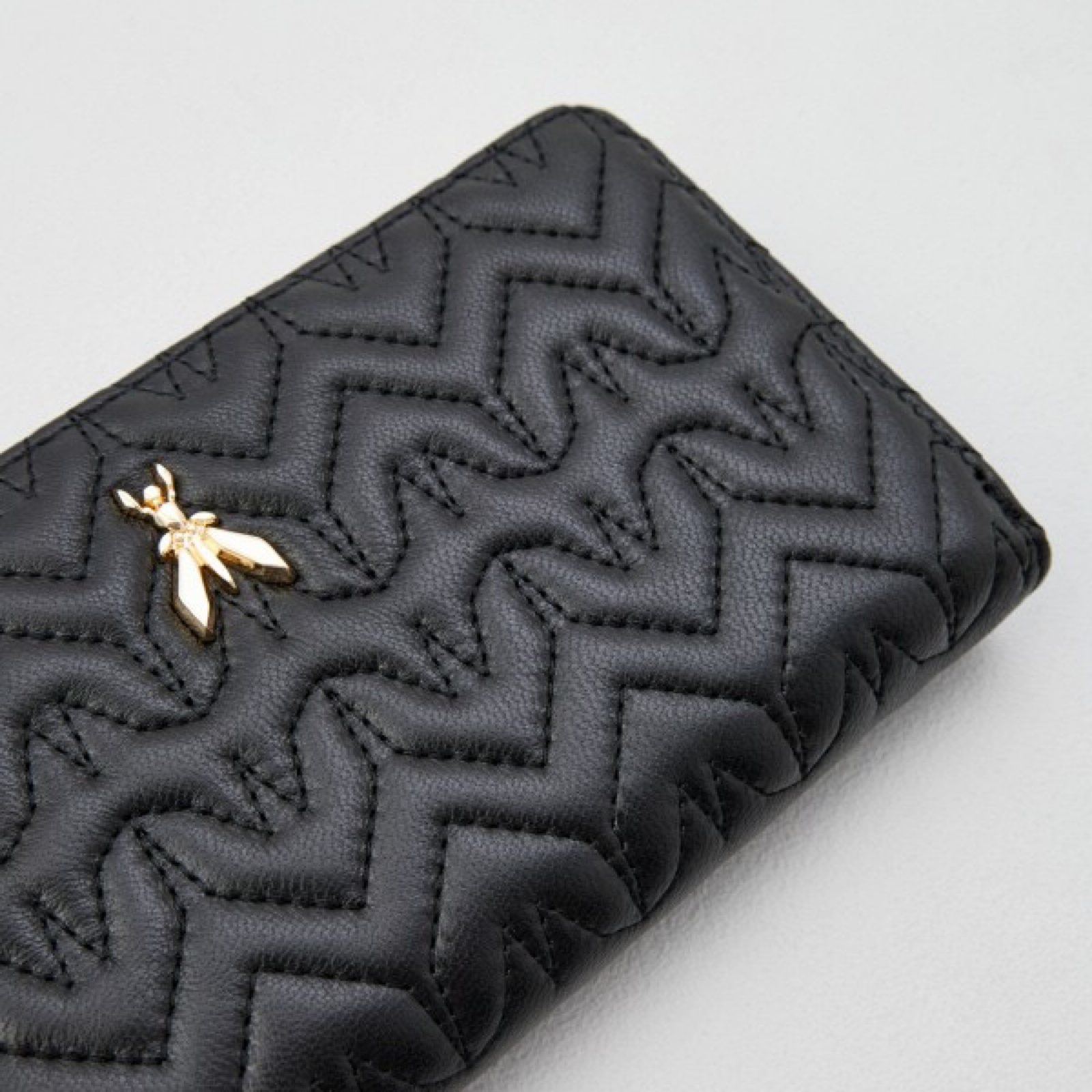Дамско портмоне Patrizia Pepe Wallet CQ4879 L082 K103 Close-Up