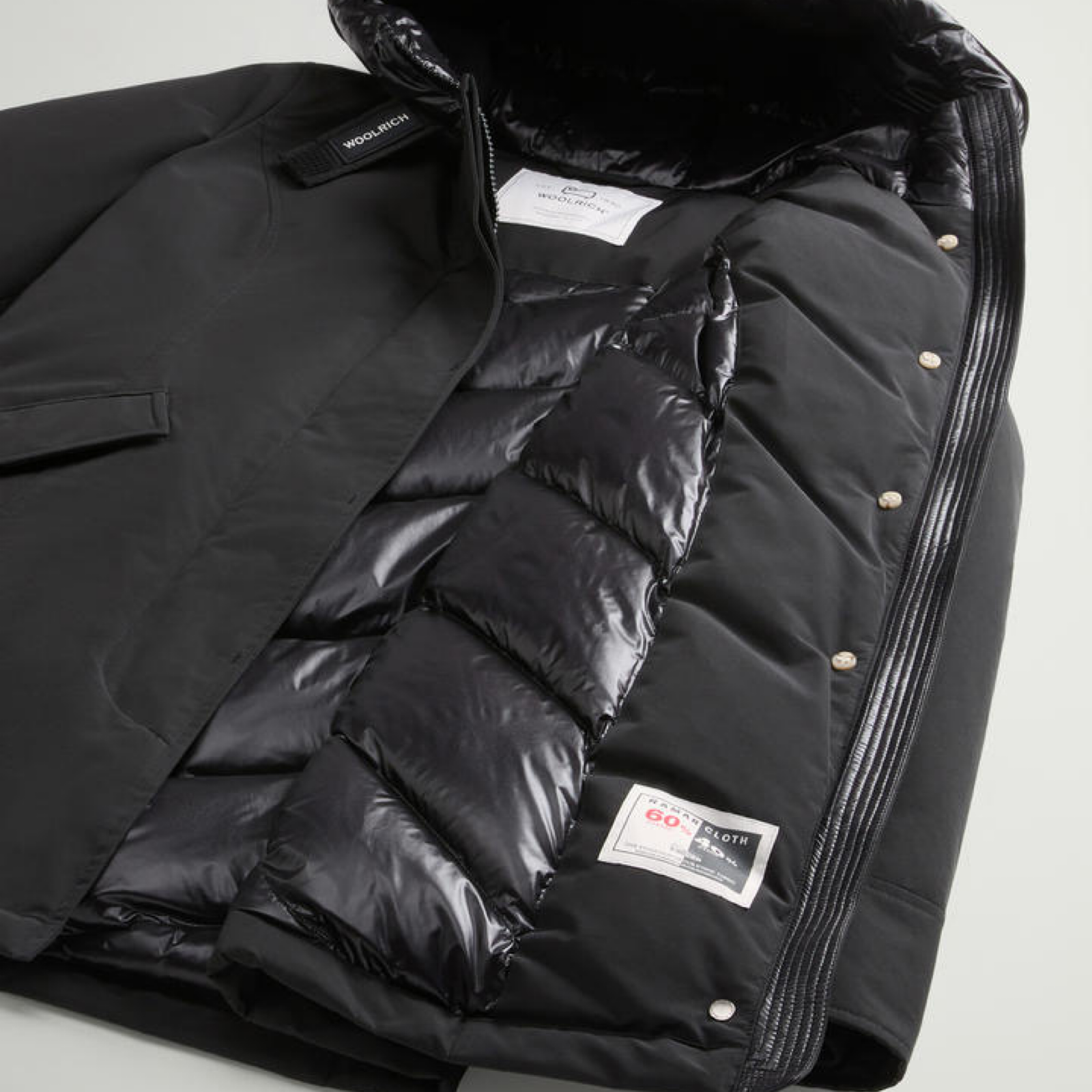 Дамско парка яке Woolrich Arctic Parka Women Jacket CFWWOU0580FRUT001 BLK Close-Up