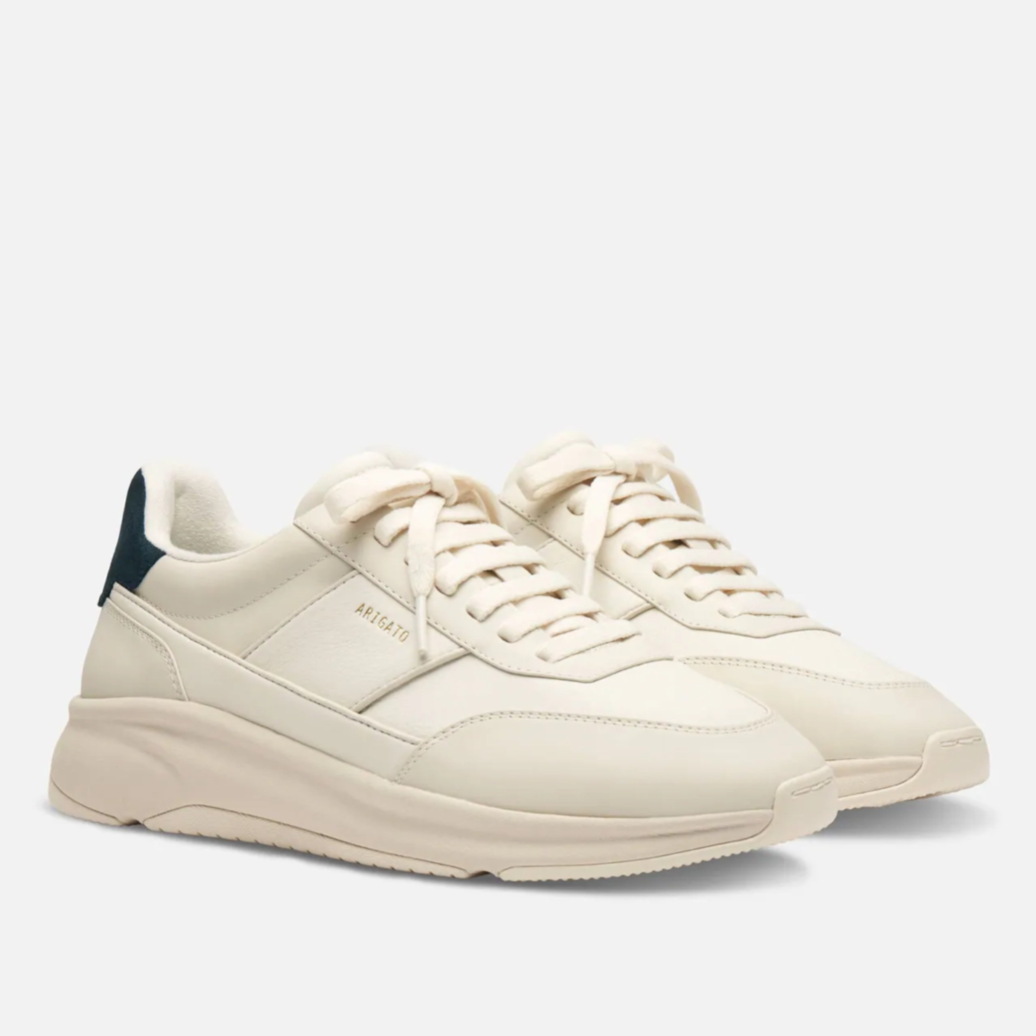 Мъжки кецове Men’s sneakers Axel Arigato Genesis Neo Runner F3243003 Off White angled view