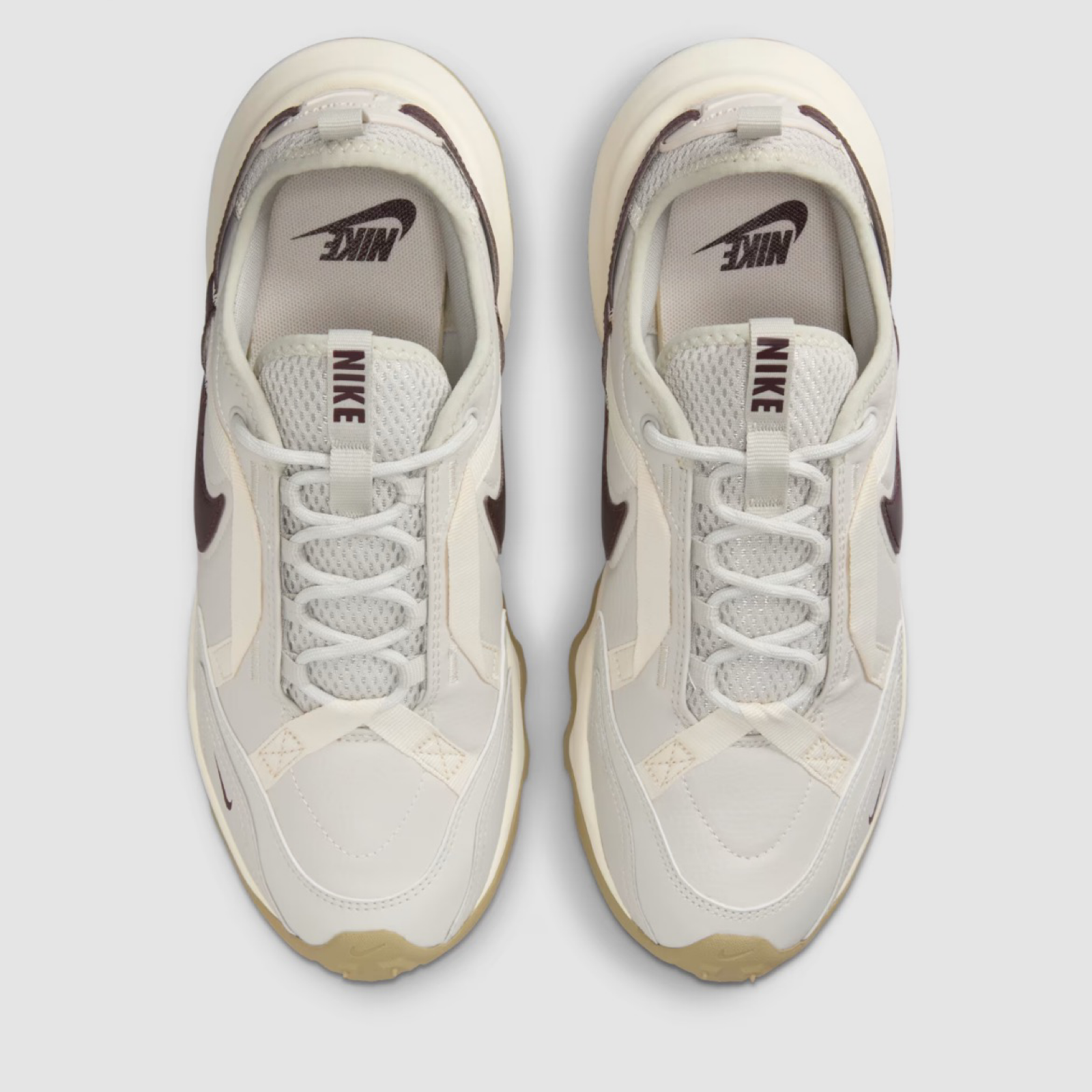 Дамски маратонки Nike TC 7900 Women Sneakers DD9682-003 Top View