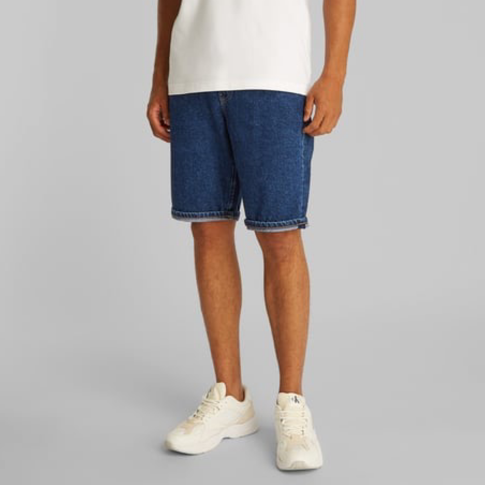 Мъжки сини дънкови къси панталони Calvin Klein Jeans J30J327192
