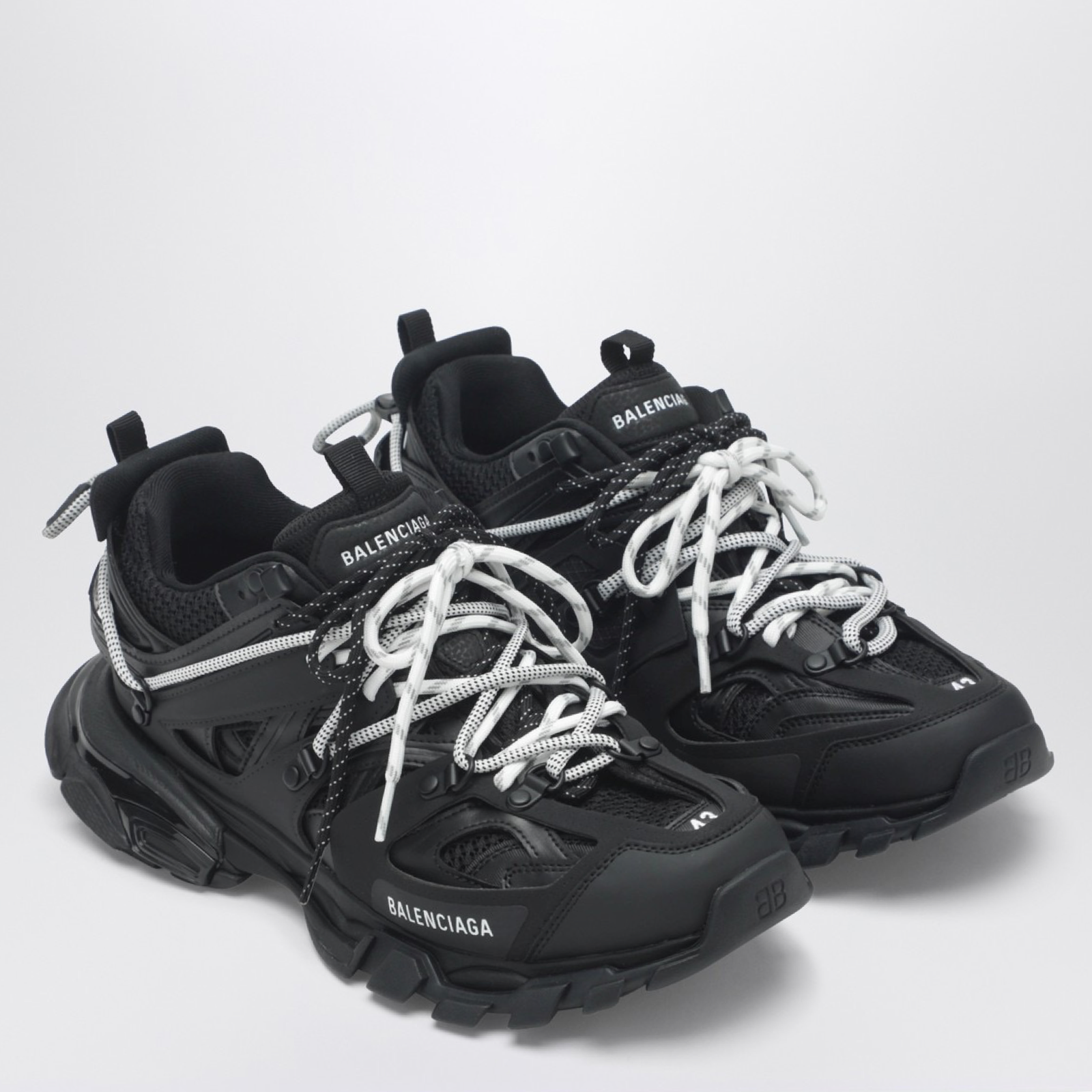 Мъжки кецове Men’s sneakers Balenciaga Track
800592WTRHK1090 black