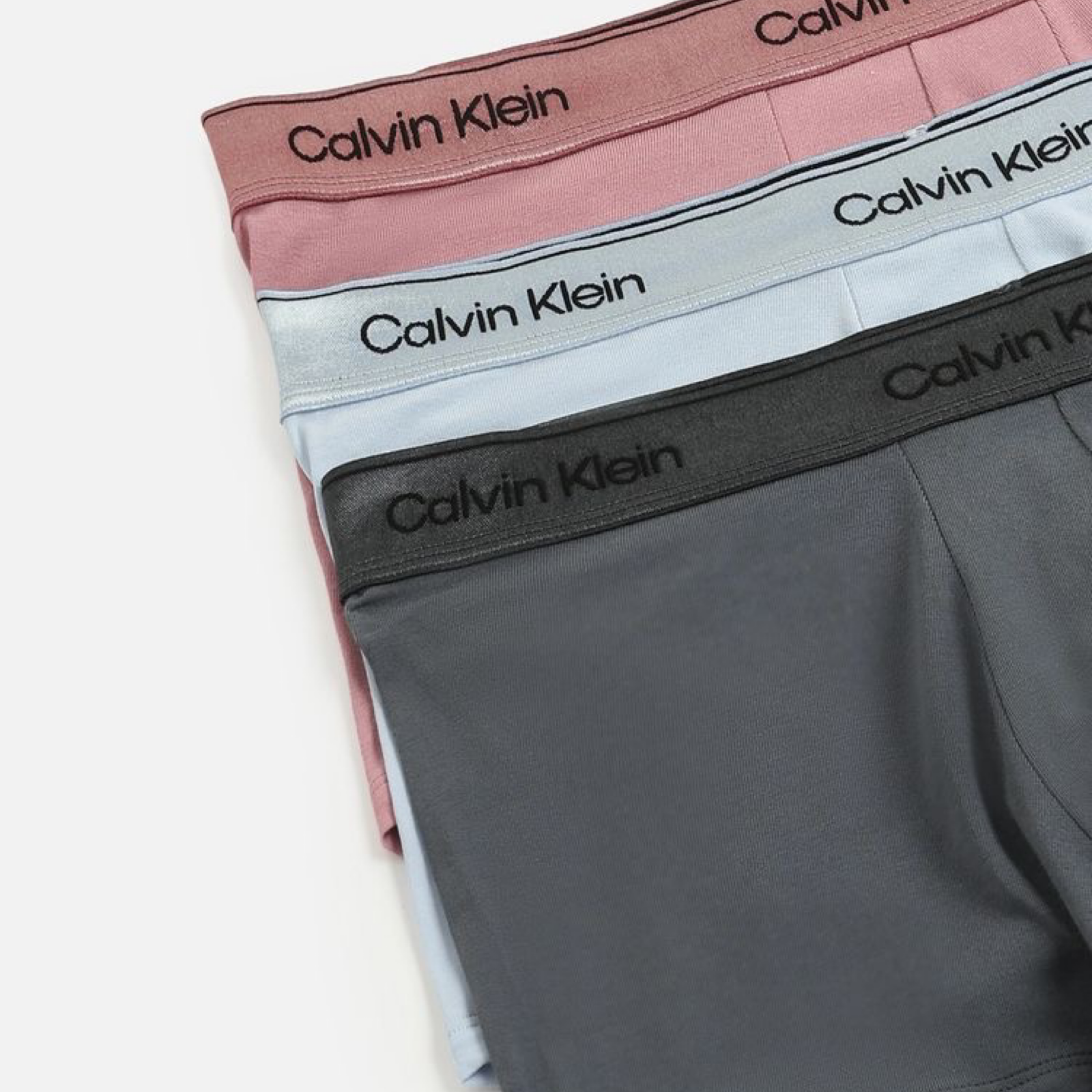Мъжки боксерки Calvin Klein Men 3-Pack Boxers LV00NB4576 4XM Close-Up
