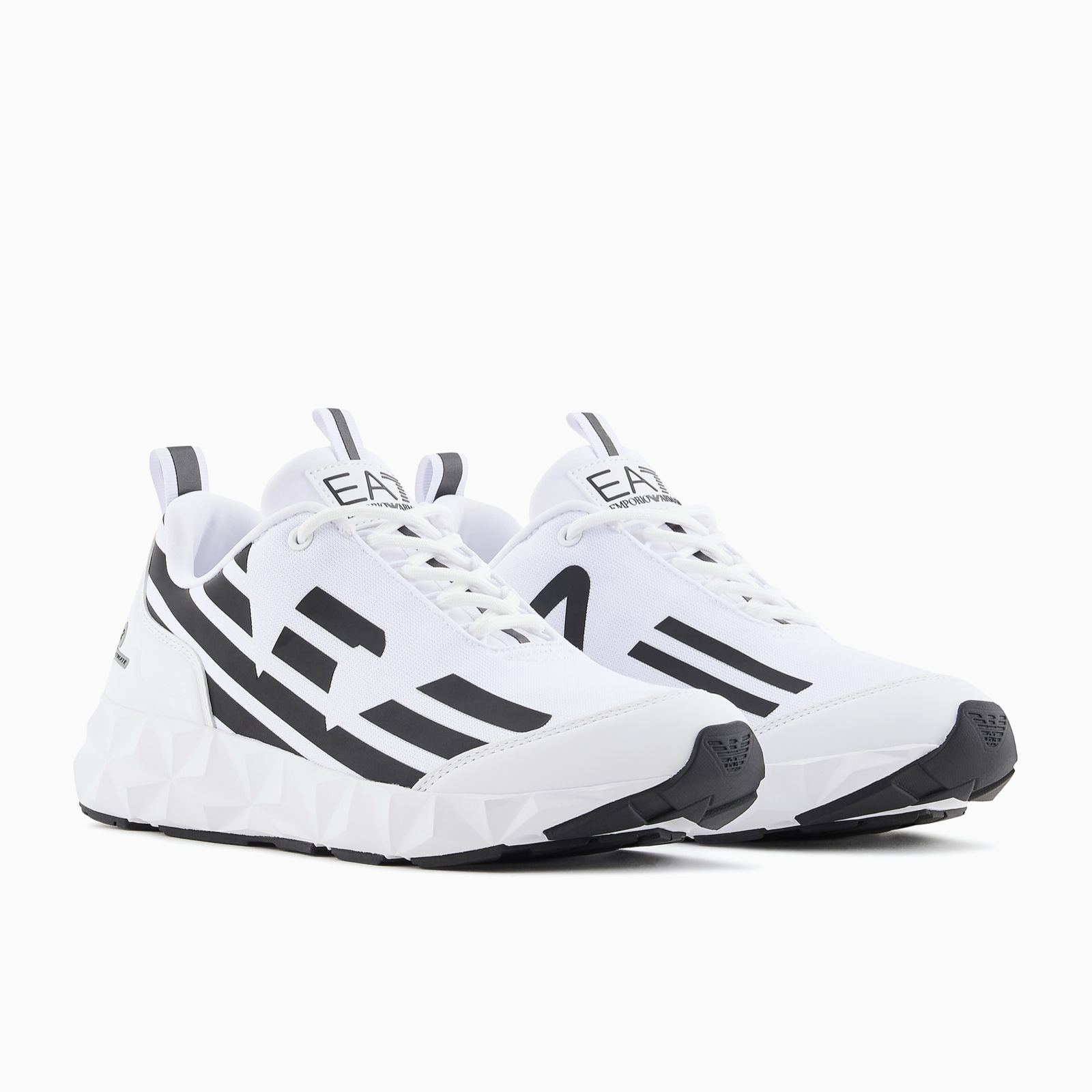 Мъжки маратонки EA7 Emporio Armani Men Sneakers X8X217 XK433 U026 Lateral View
