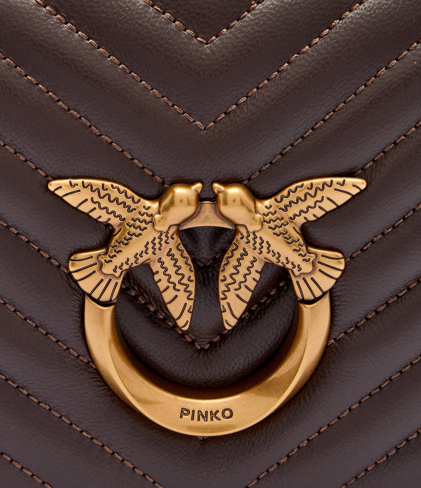 Дамска чанта Women’s shoulder bags Pinko
100067 A0GK M32Q Dark Brown Detail view