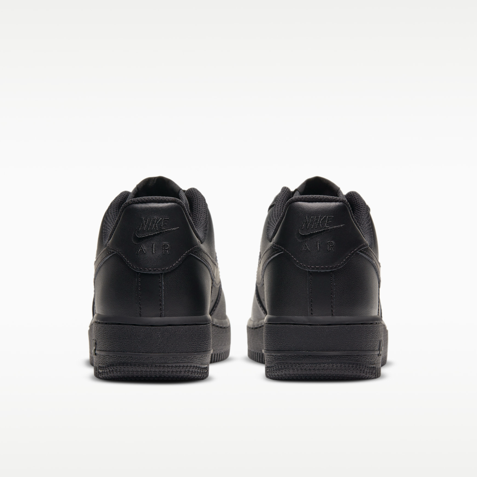 Дамски черни кецове Nike Air Force 1 '07 DD8959-001 Women Sneakers Heel View