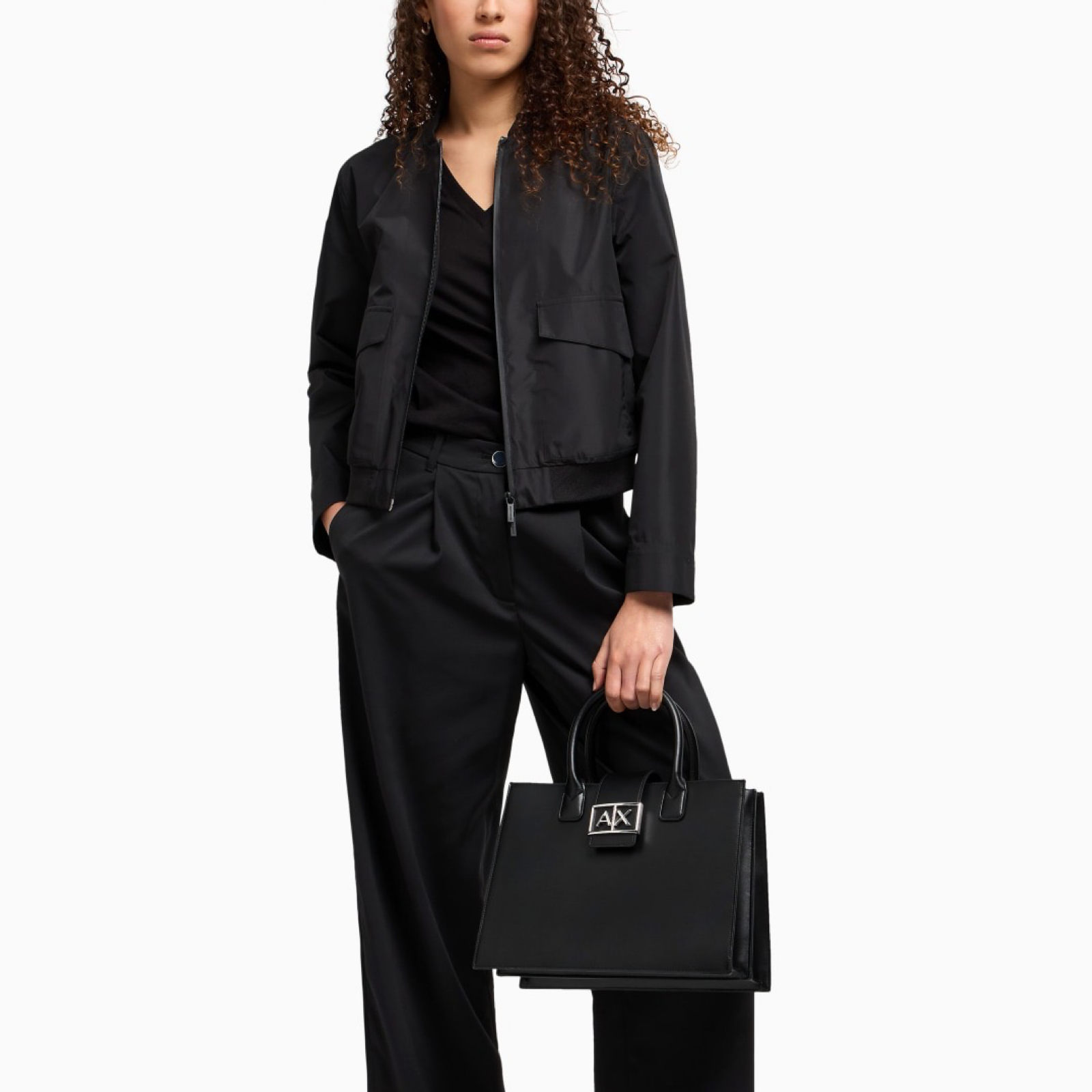 Дамска чанта Armani Exchange Women Handbag XW000305 AF12039 Model View