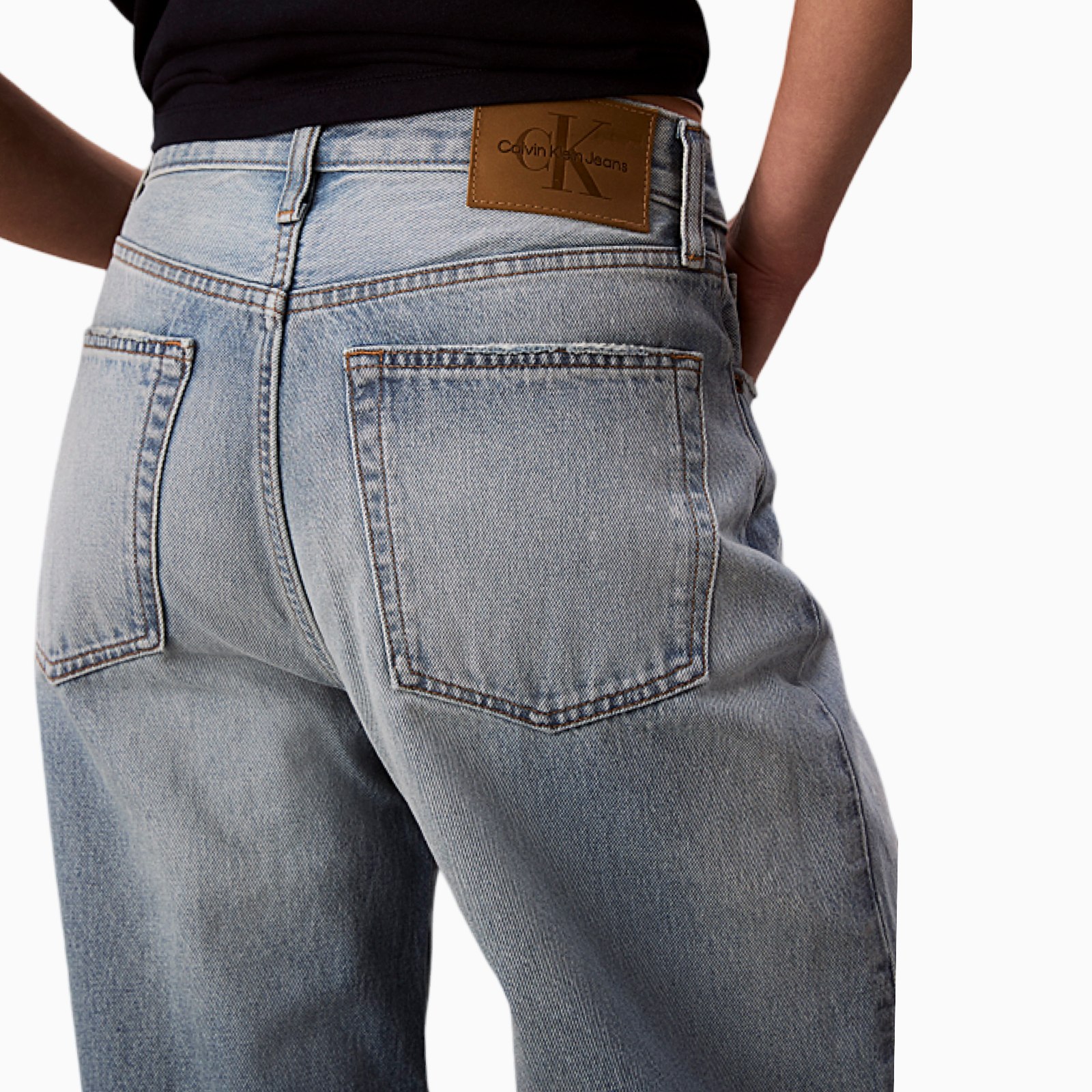 Дамски дънки Calvin Klein Women Jeans LV047C702G Close-Up