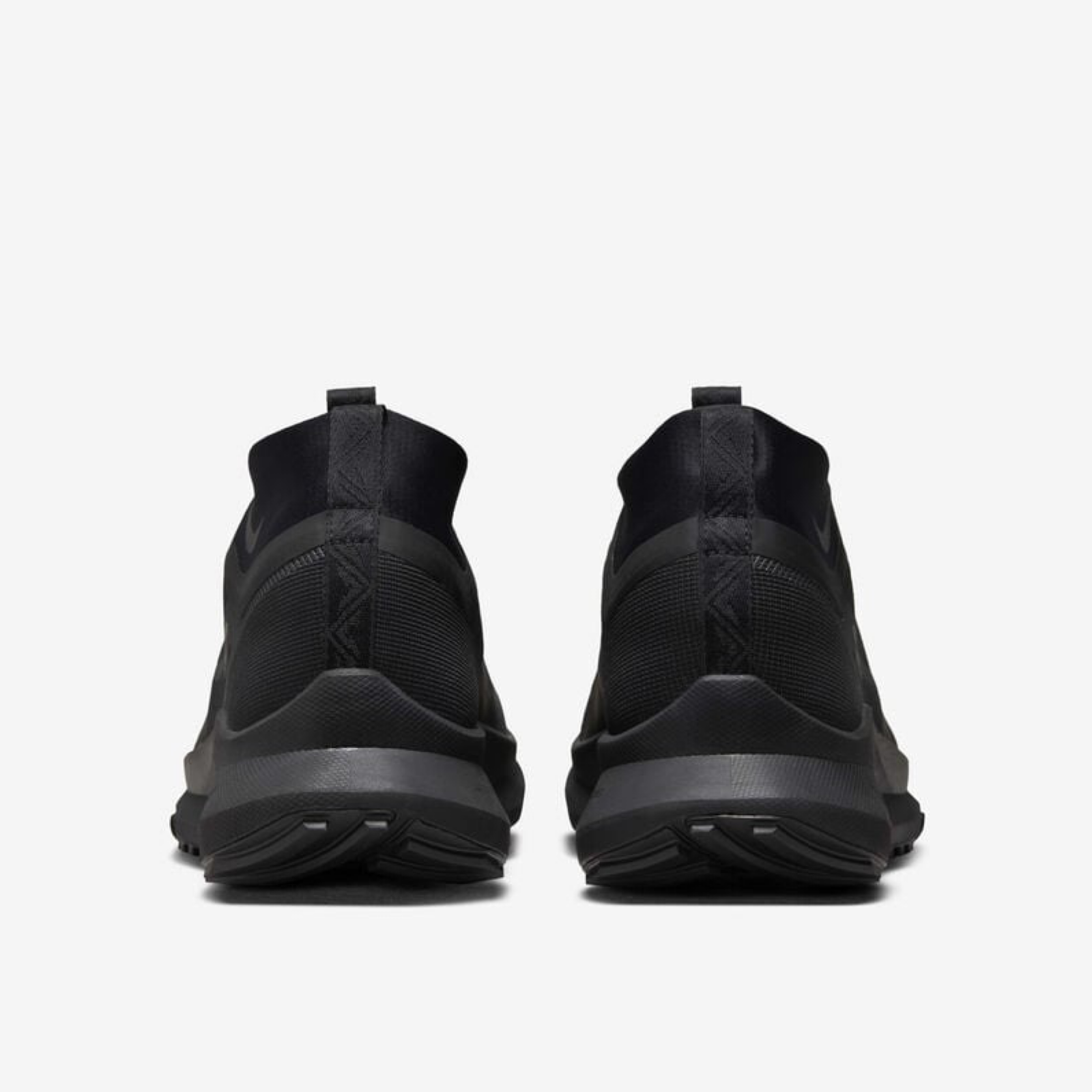 Мъжки маратонки Nike Pegasus Trail 4 GORE-TEX DJ7926-008 Men Sneakers Heel View