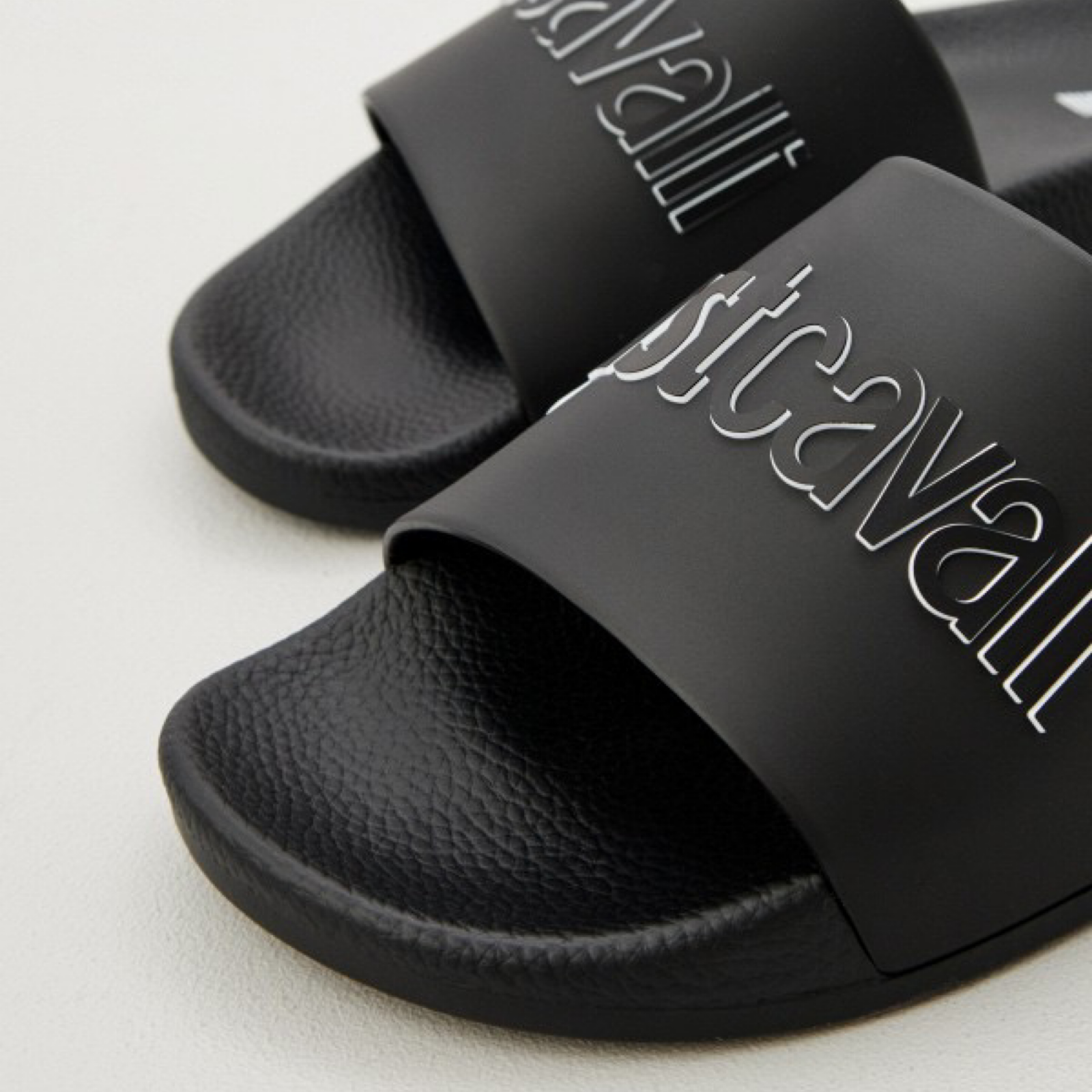 Мъжки чехли Just Cavalli Fondo Pool Men Slippers 80QA3SZ1 ZSE50 899 Close-Up