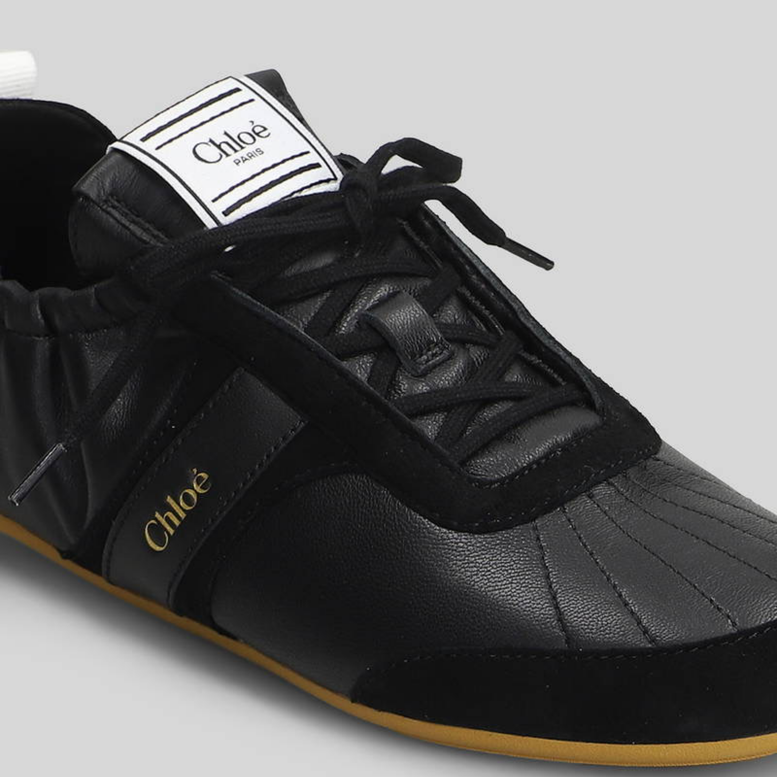 Chloé Kick Sneakers CH26S15RVQ001 Close-Up