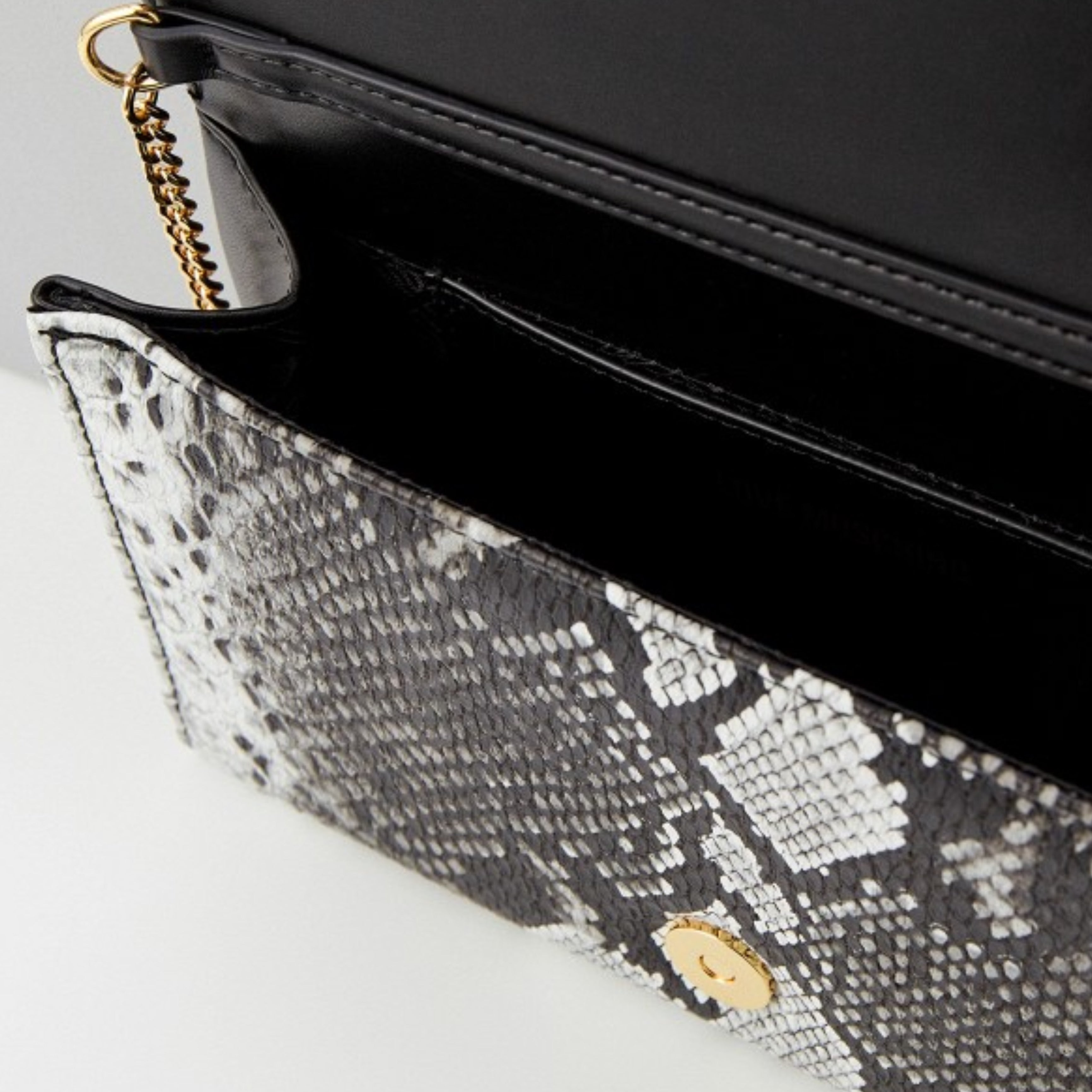 Дамска чанта Women’s crossbody bag Love Moschino JC4276PP0EKI0 Snake effect inside view