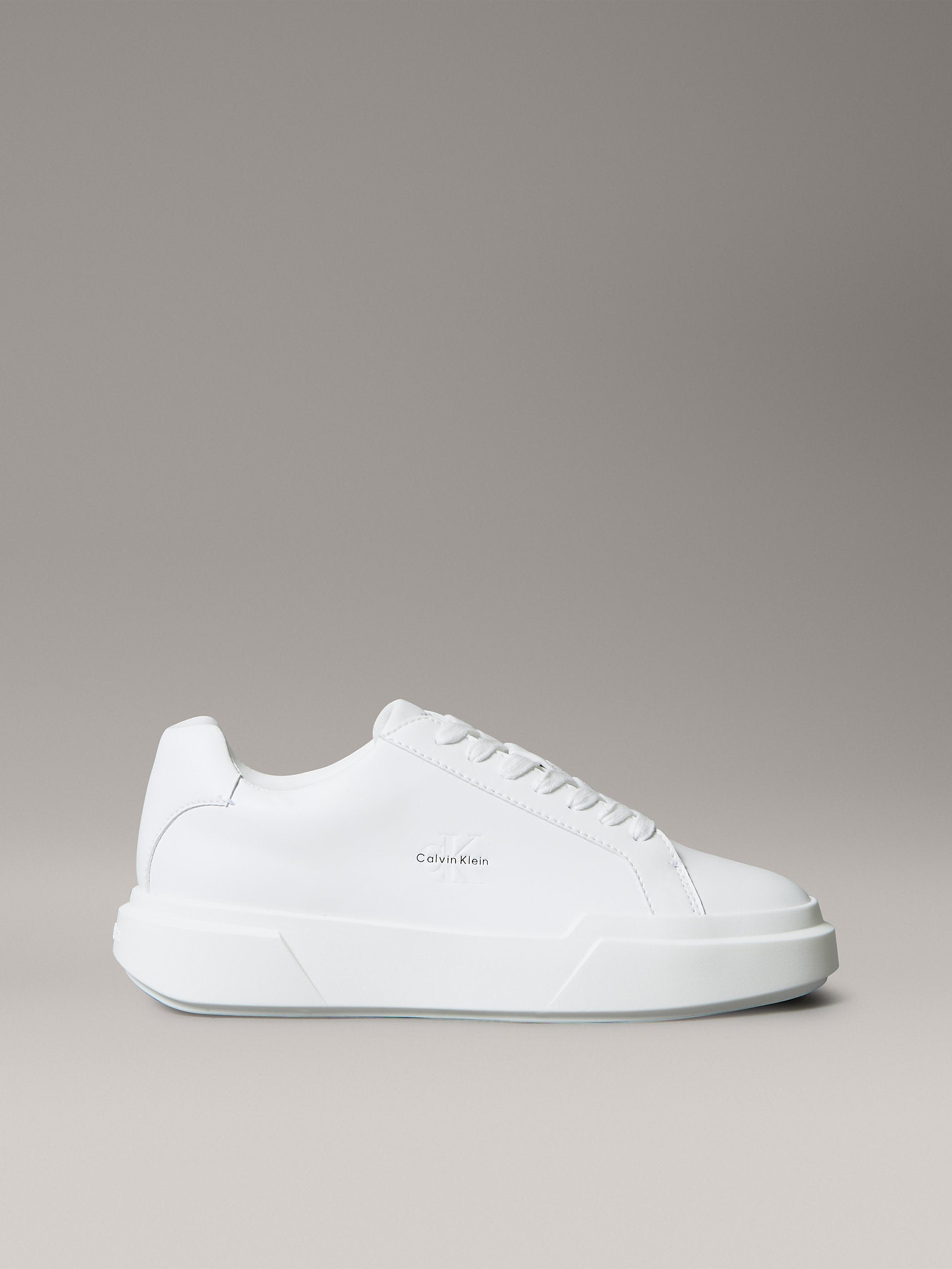 Дамски кецове Women’s sneakers Calvin Klein YW0YW019470K4 White lateral view