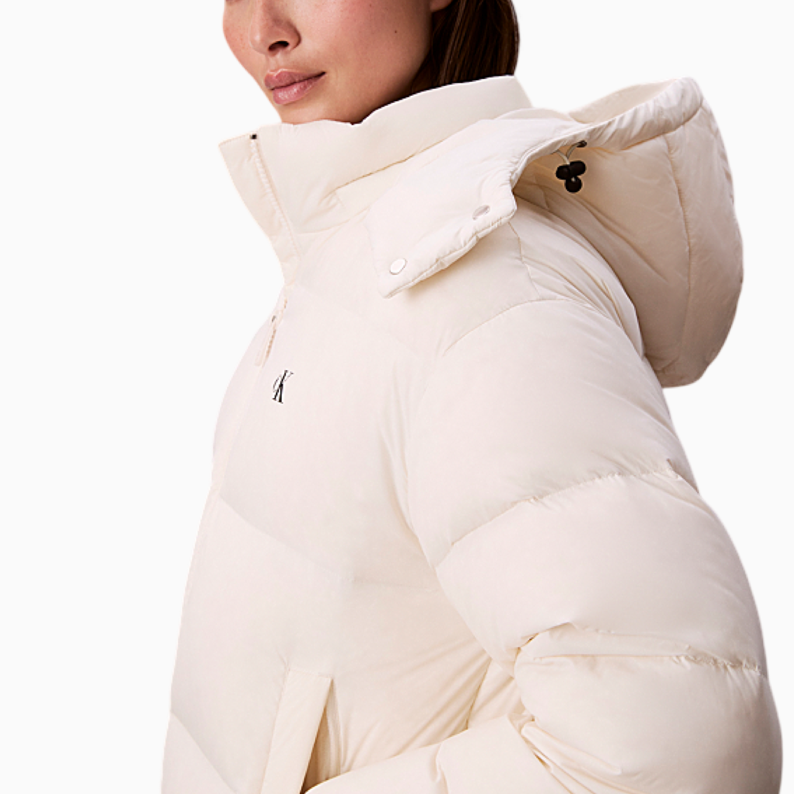 Дамско бяло пухено яке Calvin Klein Jeans Women Jacket LV047D501G Close-Up