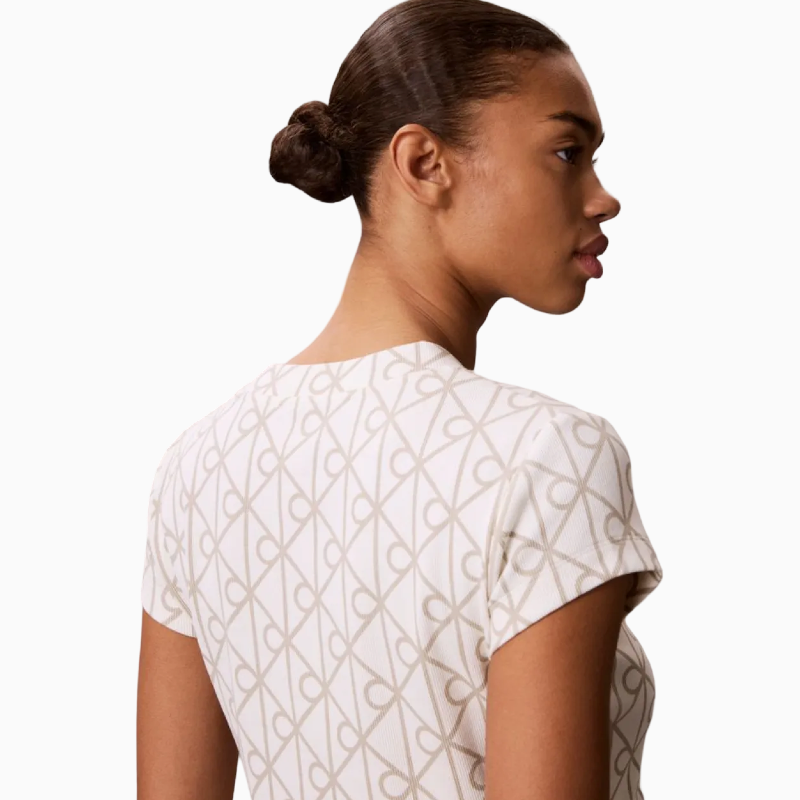 Мъжка тениска Calvin Klein Jeans Women T-shirt LV047G830G YAS Close-Up