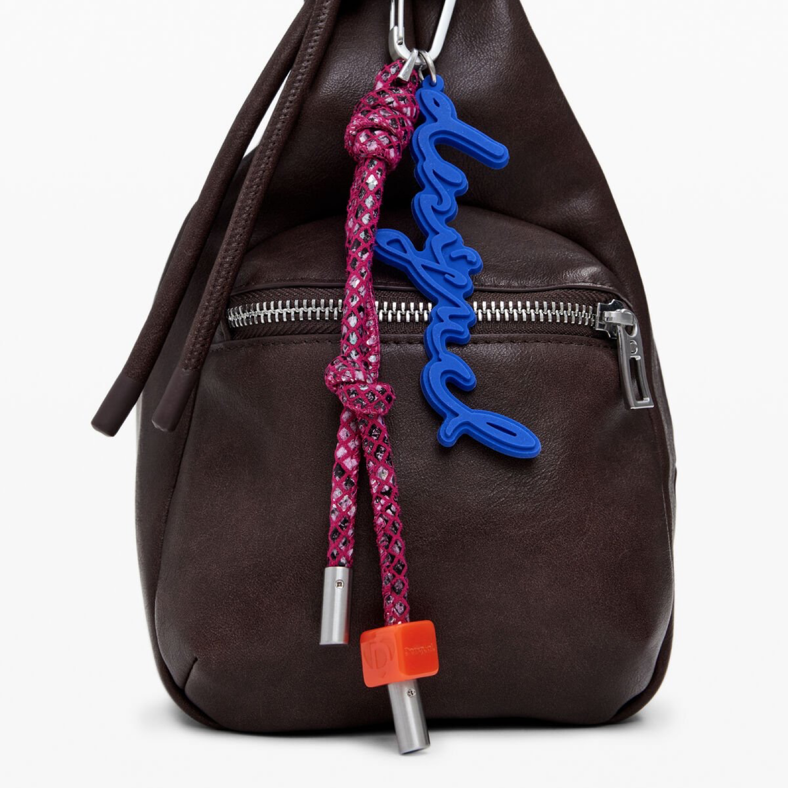 Дамска кафява чанта Desigual Handbag 25WAXPAY Close-Up