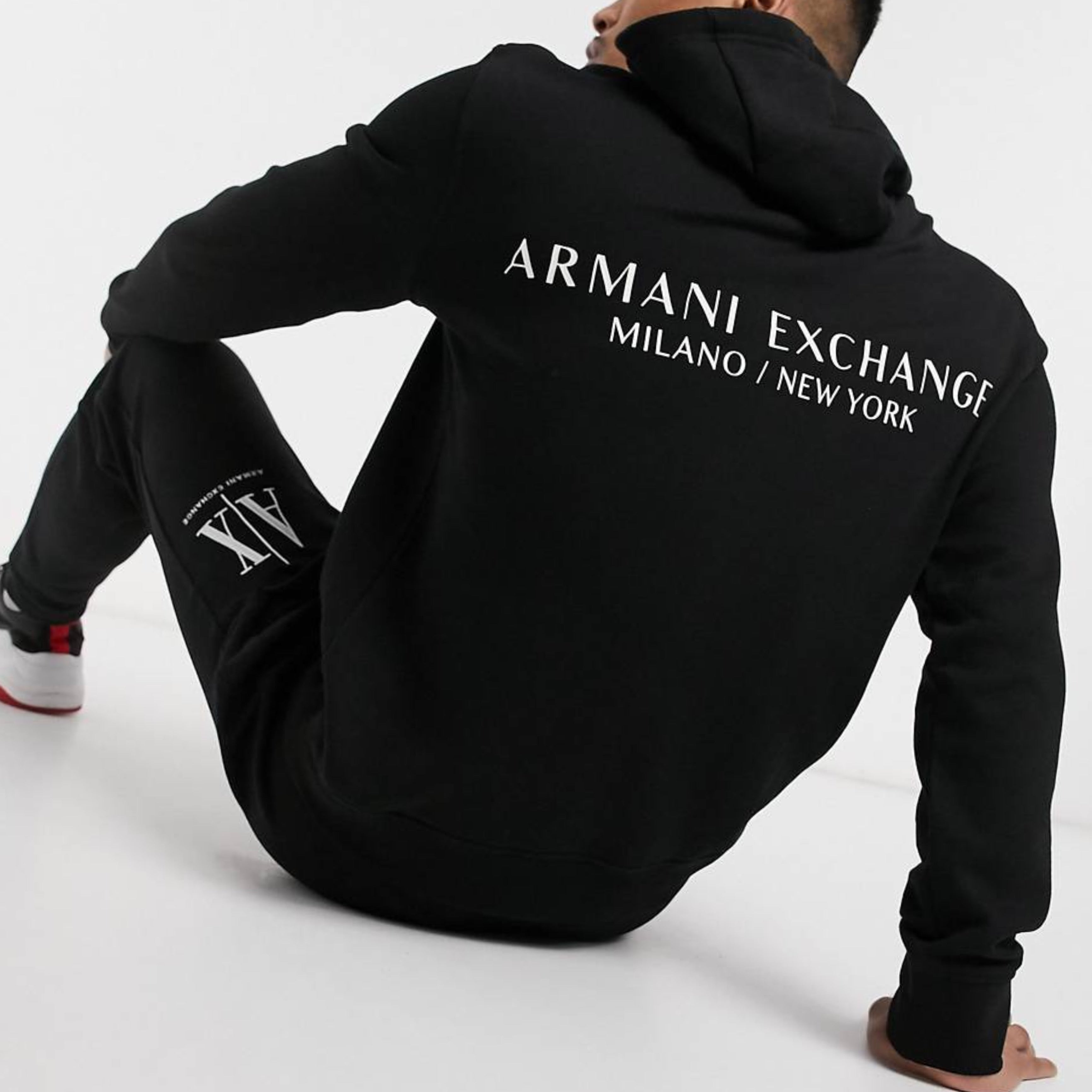 Мъжко черно худи Armani Exchange Milano New York 8NZM94 ZJKRZ 11200
