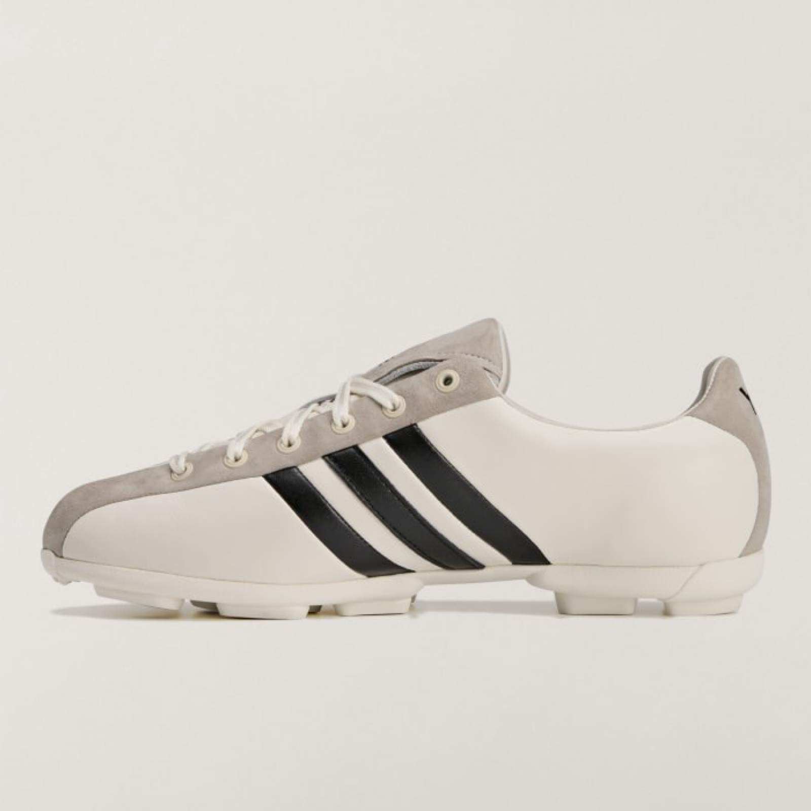 Y-3 Field Sneakers KI7091 Medial View