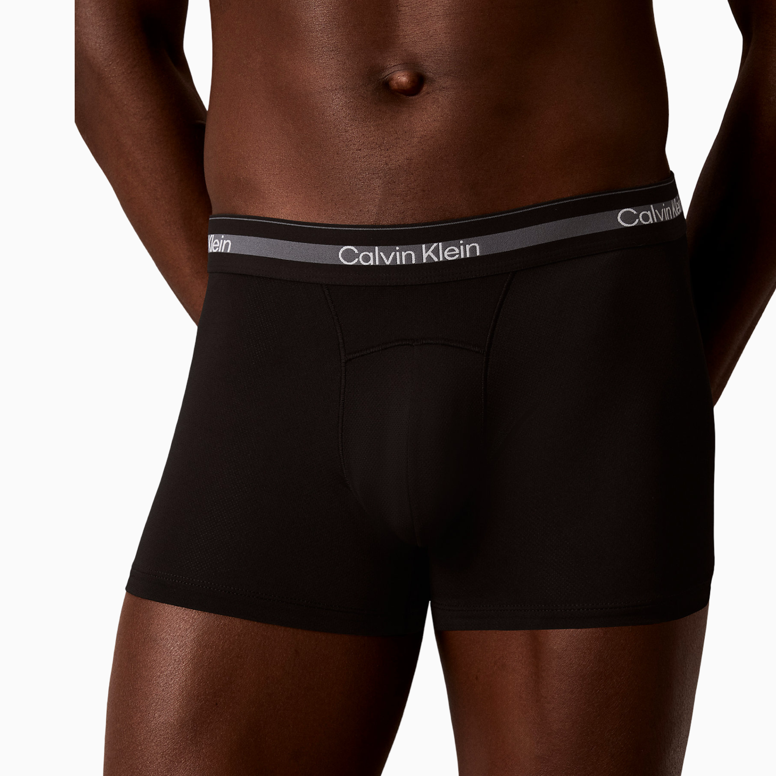 Мъжки боксерки Calvin Klein Men Boxers LV00NB4536 UB1 Close-Up