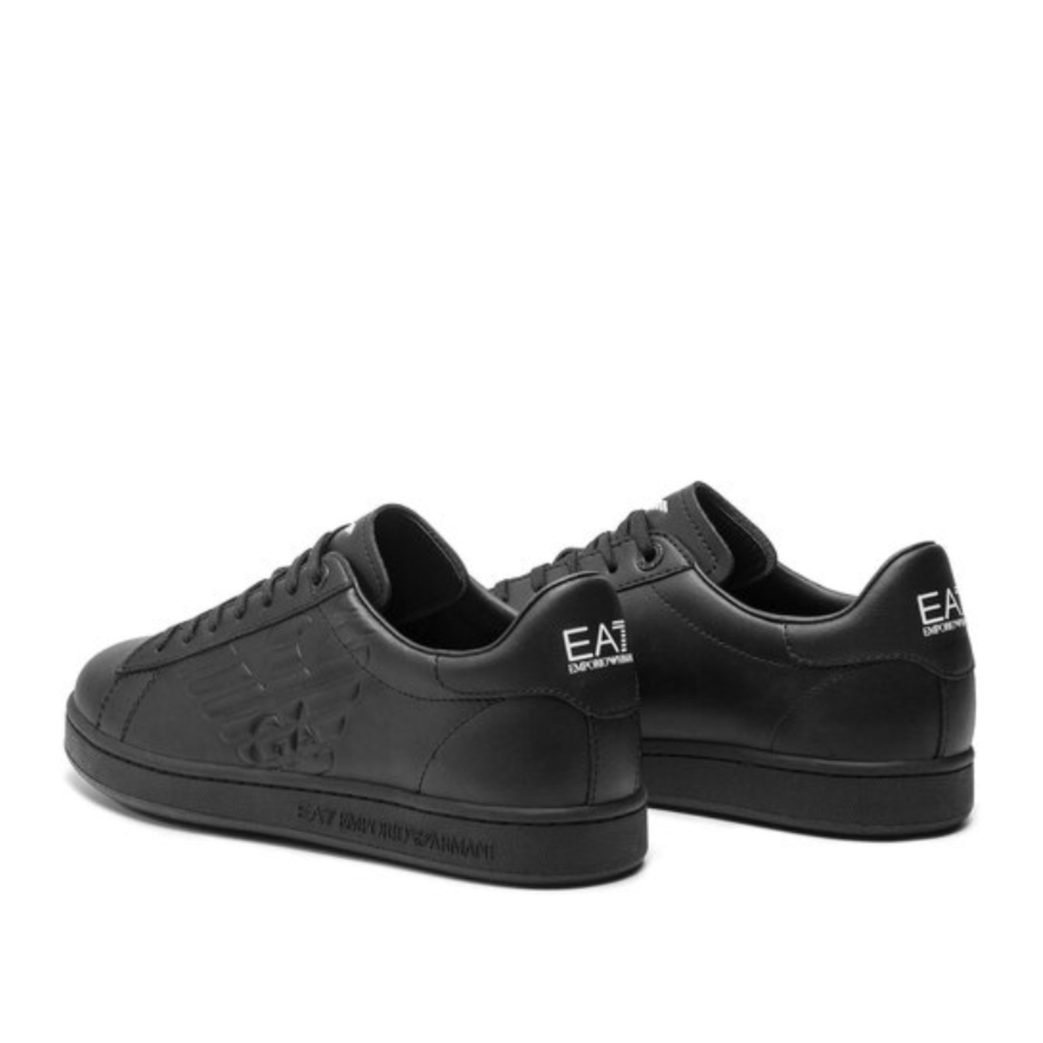 Мъжки чисто черни кецове EA7 Emporio Armani Men Sneakers X8X001 XCC51 Medial View