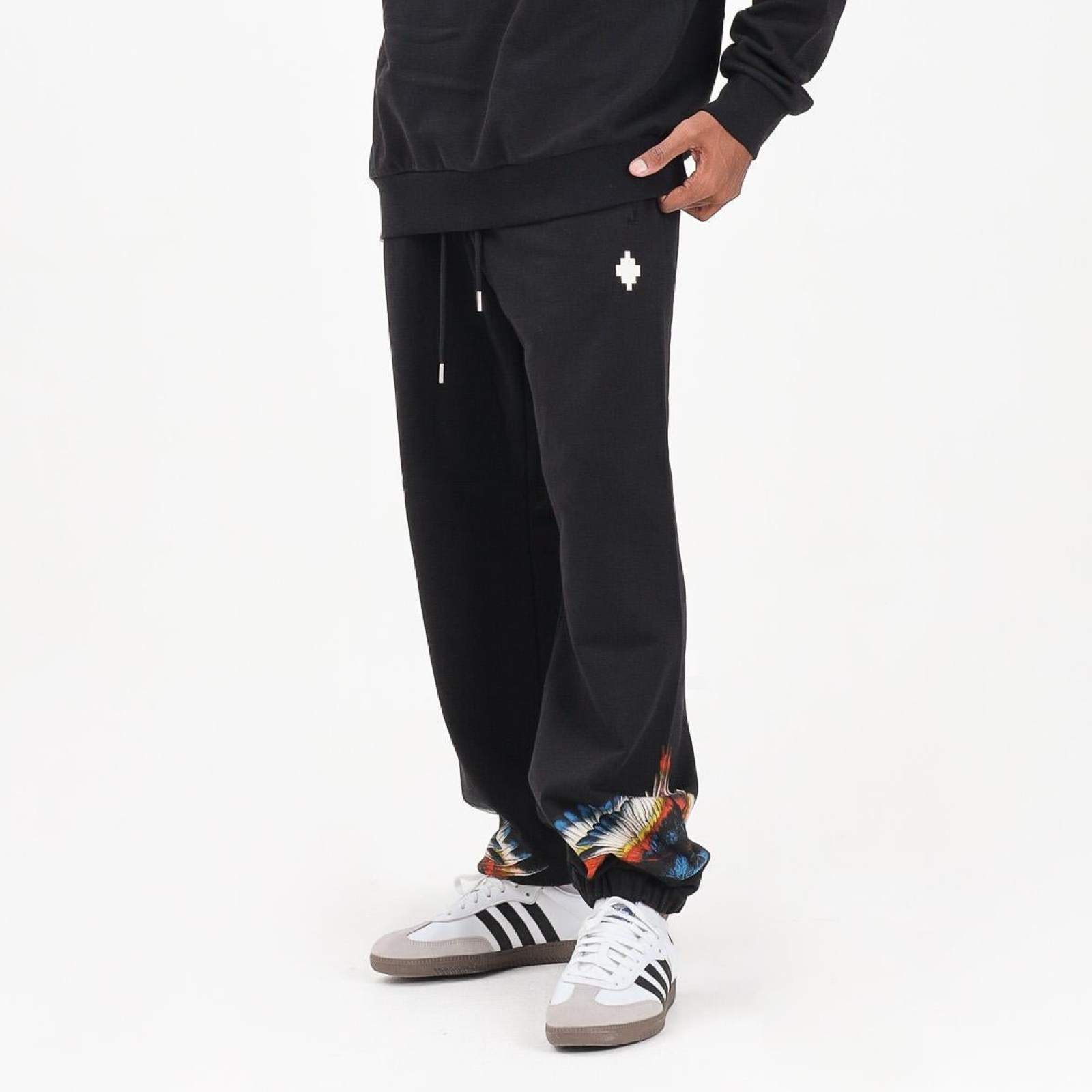 Мъжко спортно долнище Marcelo Burlon County Of Milan Men Sweatpants F5CAMAFP026 Side View
