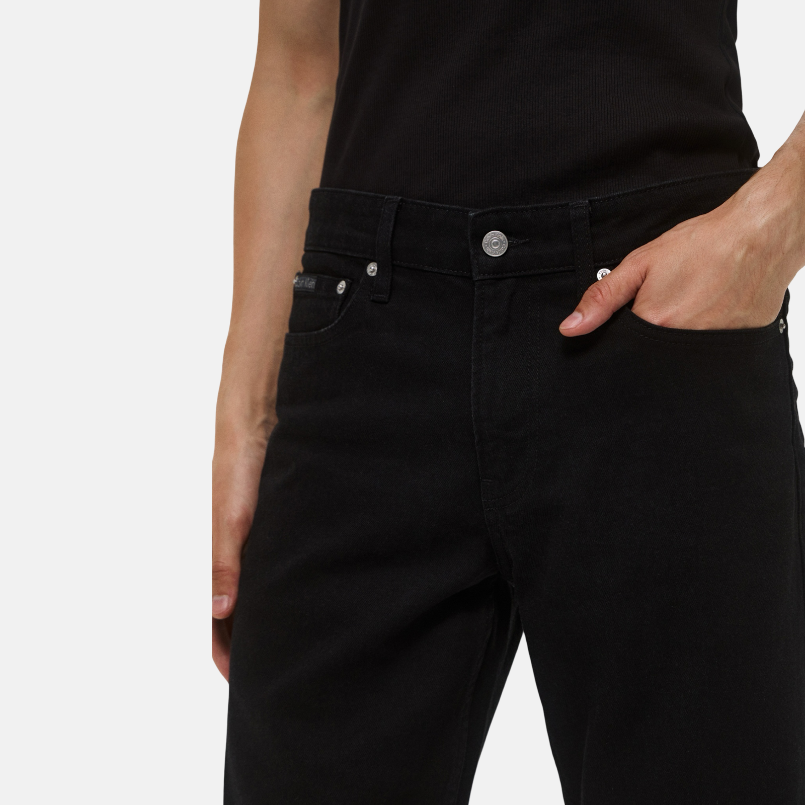 Мъжки черни къси дънки Calvin Klein Jeans J30J327514 Close-Up