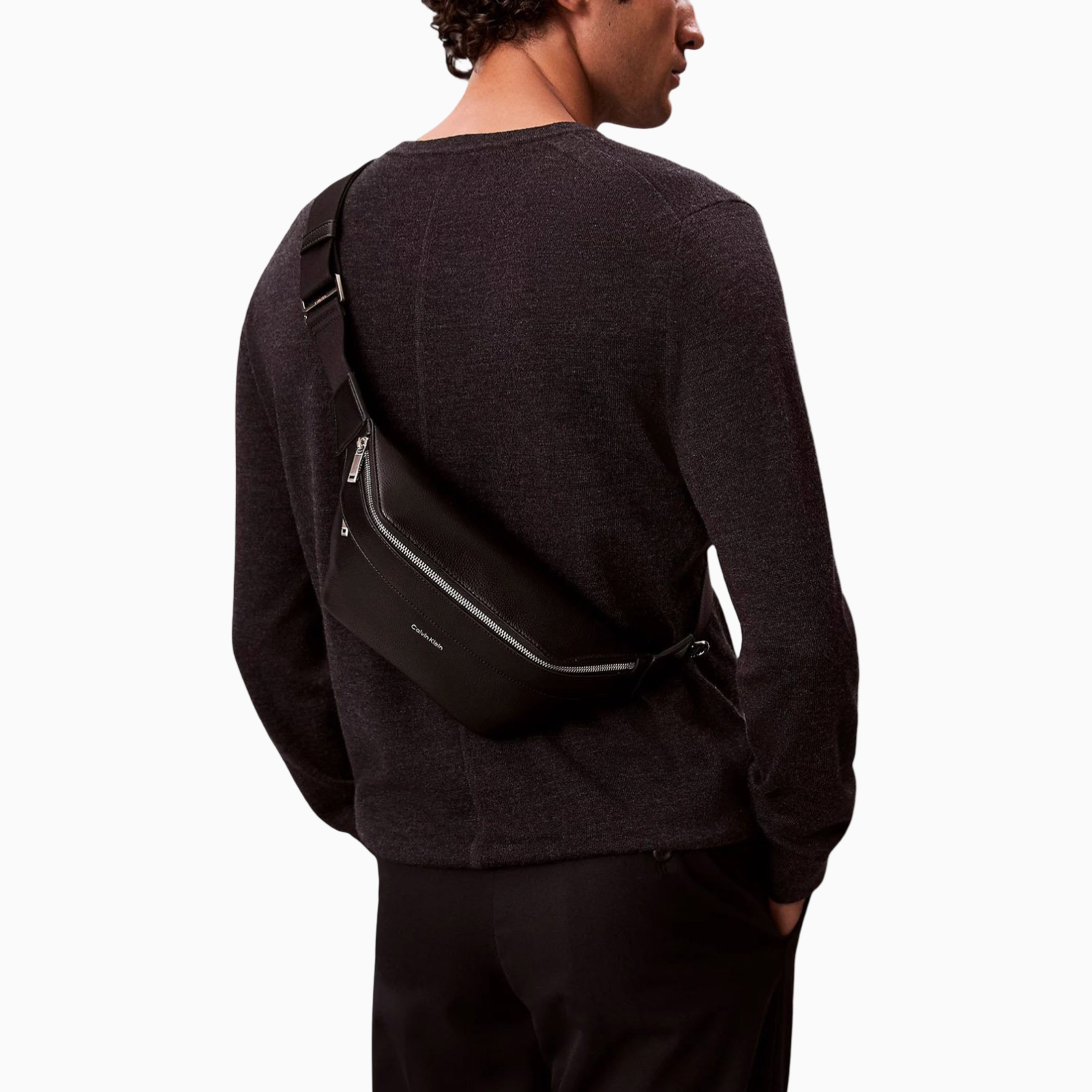 Мъжка чанта за кръст Calvin Klein Men Waist Bag LV04D3161G Model View
