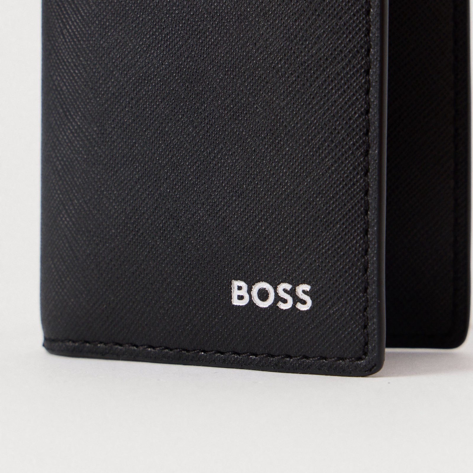 Мъжки портфейл Boss Men Wallet 50548808 001 Close-Up