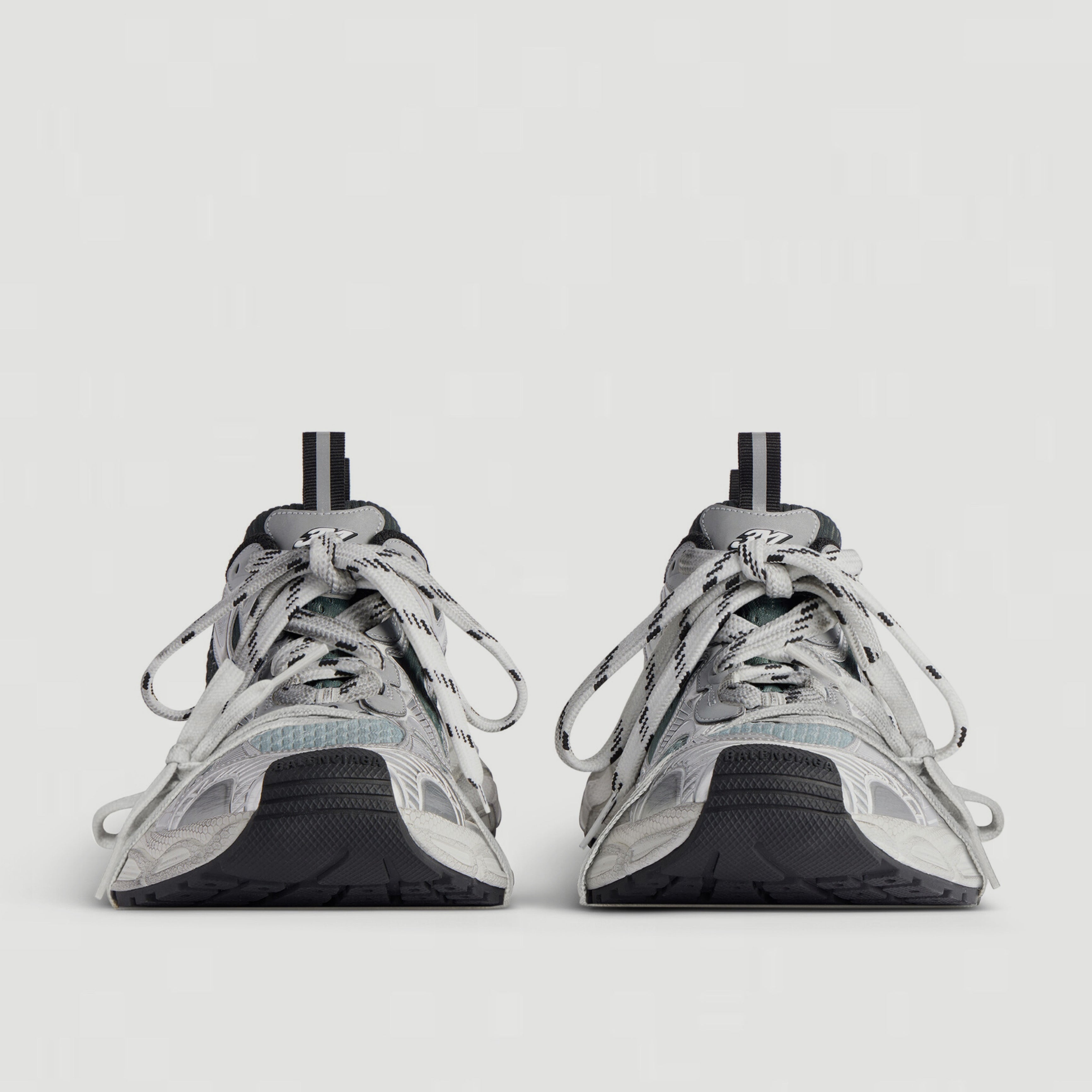 Дамски луксозни кецове Women’s Balenciaga’s 3XL Gradient Sneakers in Black/Grey/White 734731W3XGM1190 front view