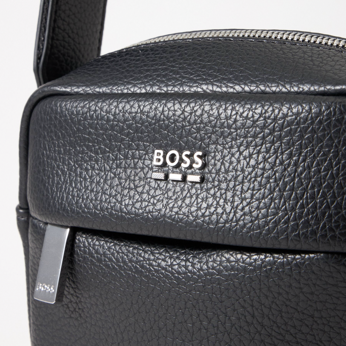 Мъжка чанта Boss Men Bag 50572882 001 Close-Up