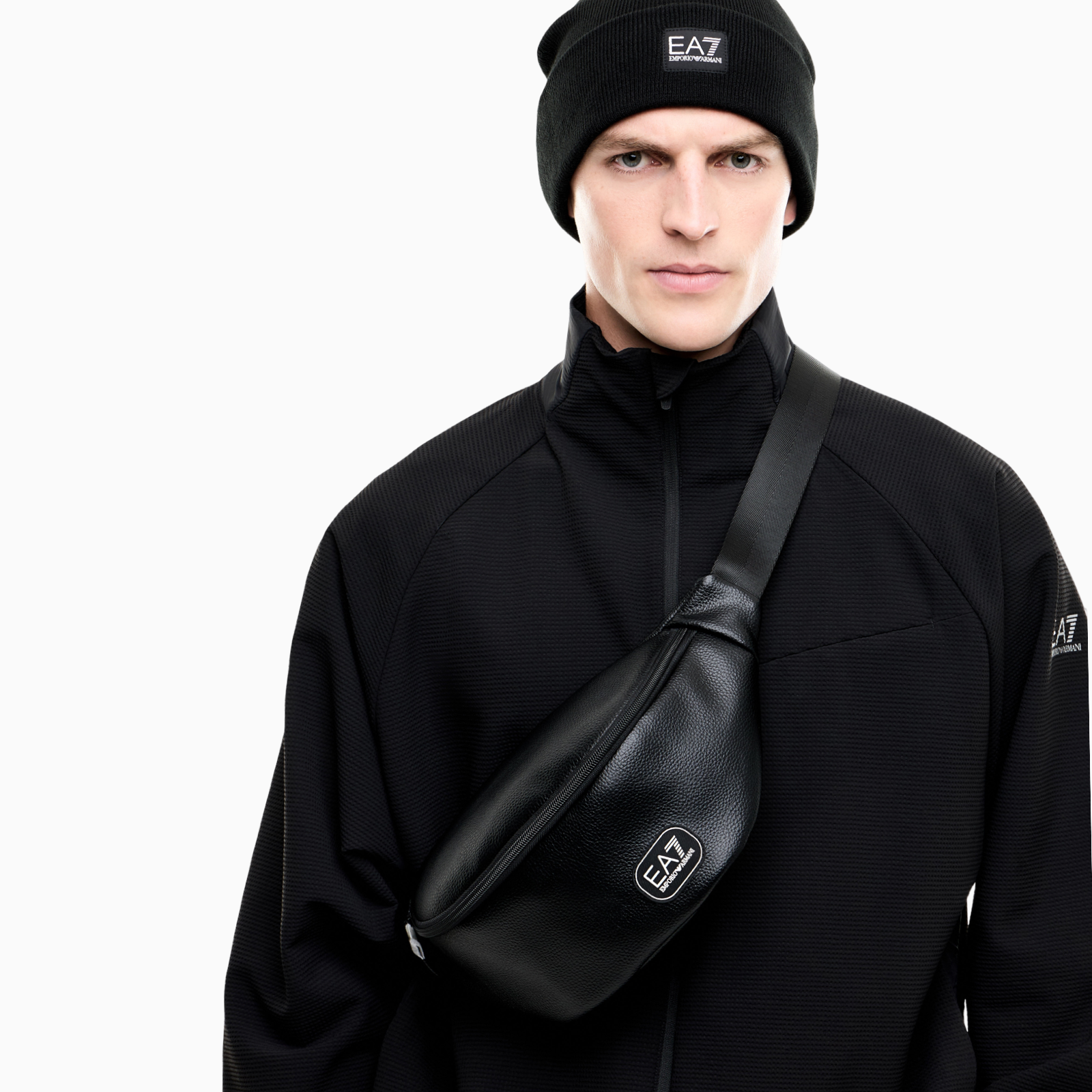 Чанта за кръст EA7 Emporio Armani Waist Bag 7X000073 AF29345 UC001 Men View