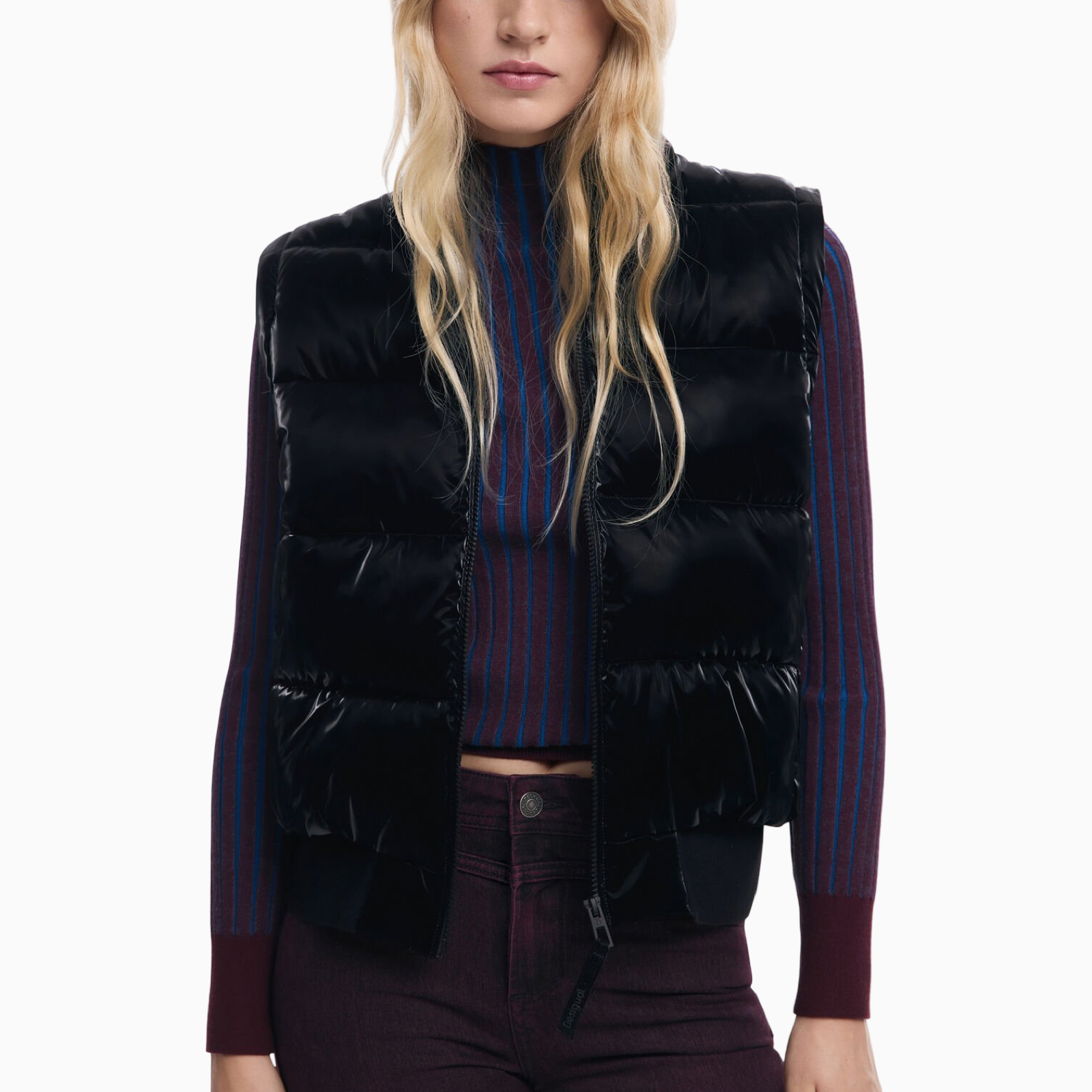Дамско яке и елек Desigual Women Gilet 25WWEW32 Front View