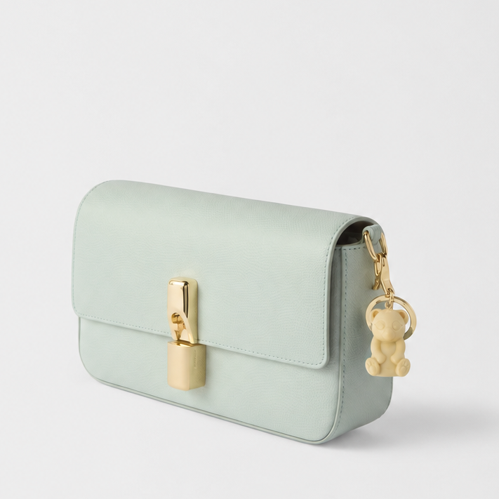 Furla Hashtag Morning Keyring
WR00896_BX3578_1007_4900S crossbody bag view